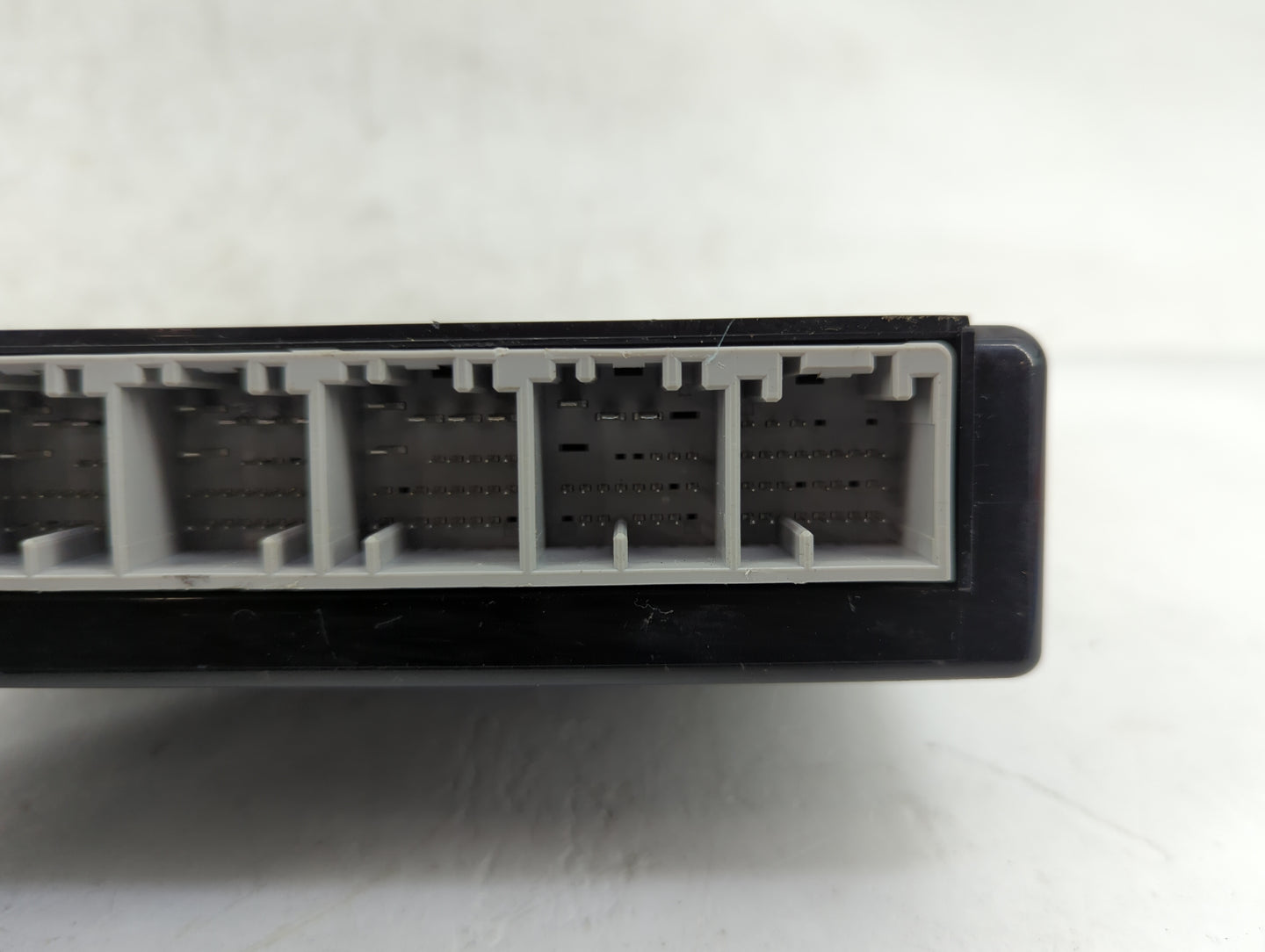2006-2013 Chevrolet Impala Body Control Module Bcm Inner Cabin Fuse Box - Oemusedautoparts1.com