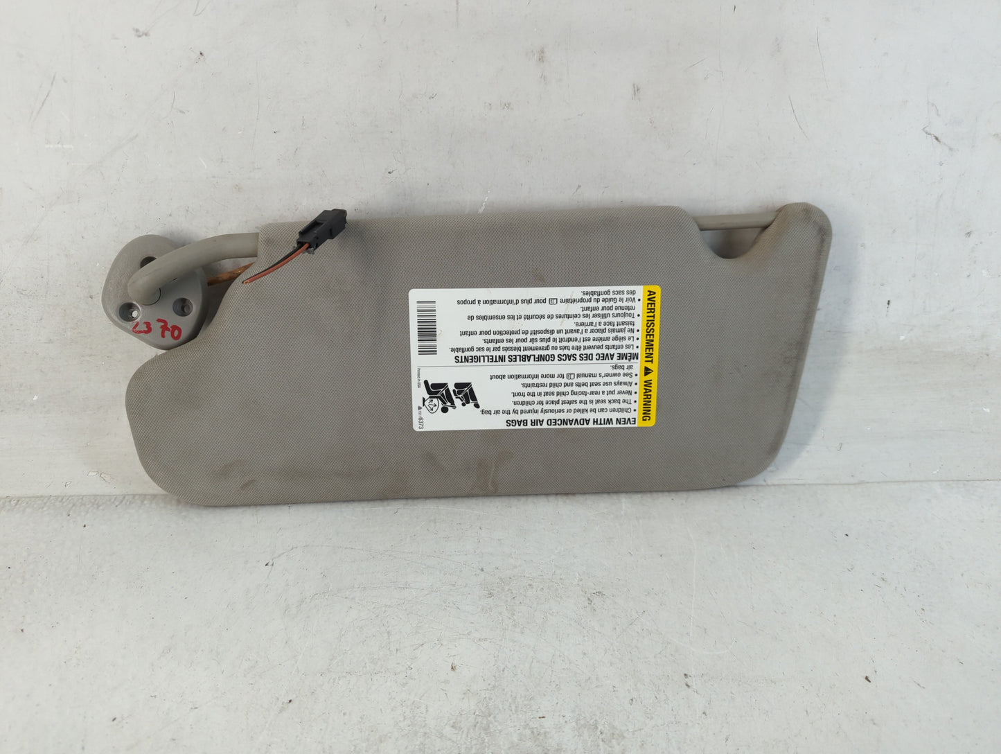 2006-2016 Chevrolet Impala Sun Visor Shade Replacement Passenger Right Mirror Fits OEM Used Auto Parts - Oemusedautoparts1.c