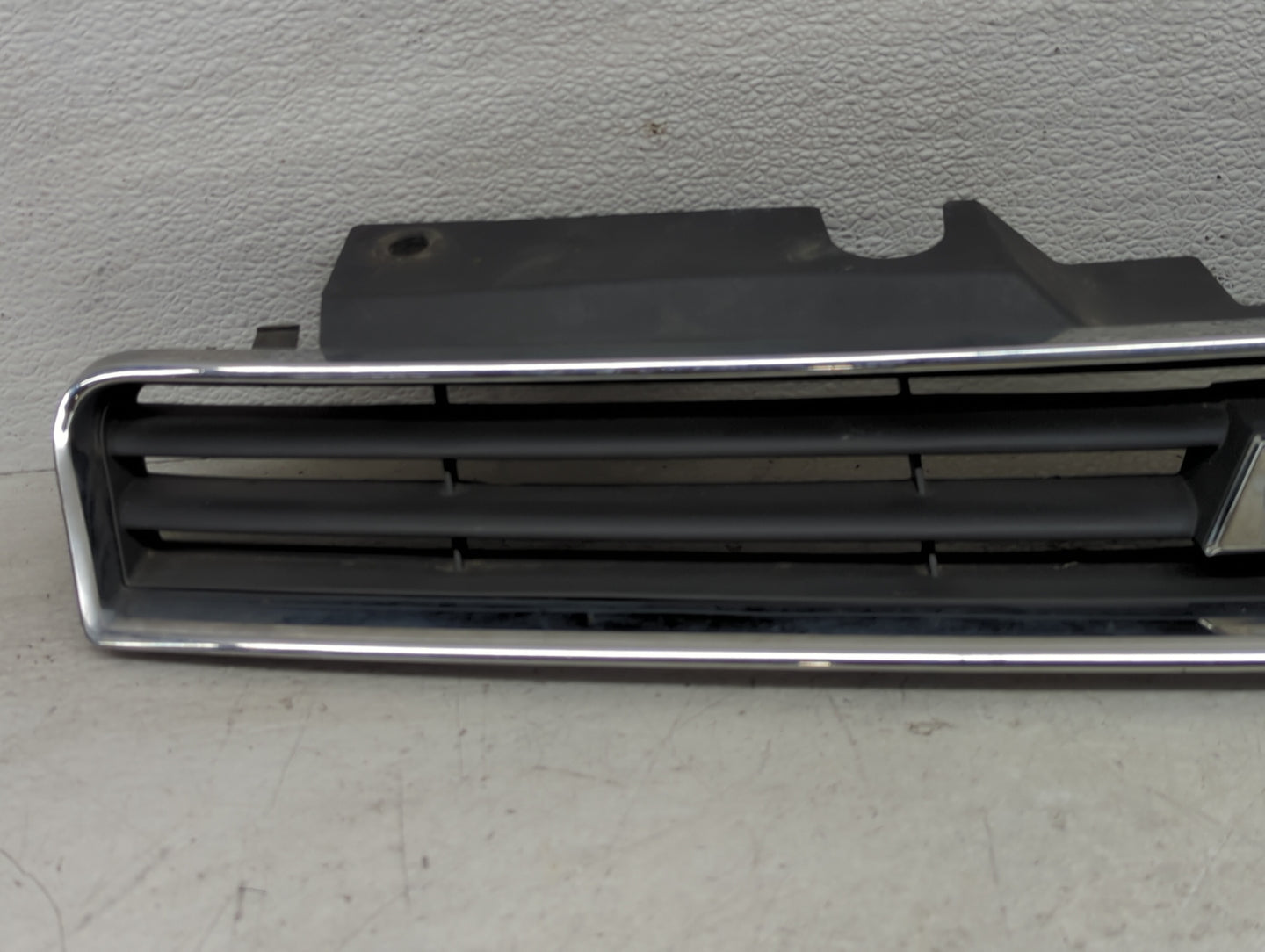 2006-2011 Chevrolet Impala Front Grille Bumper Not Included - Oemusedautoparts1.com