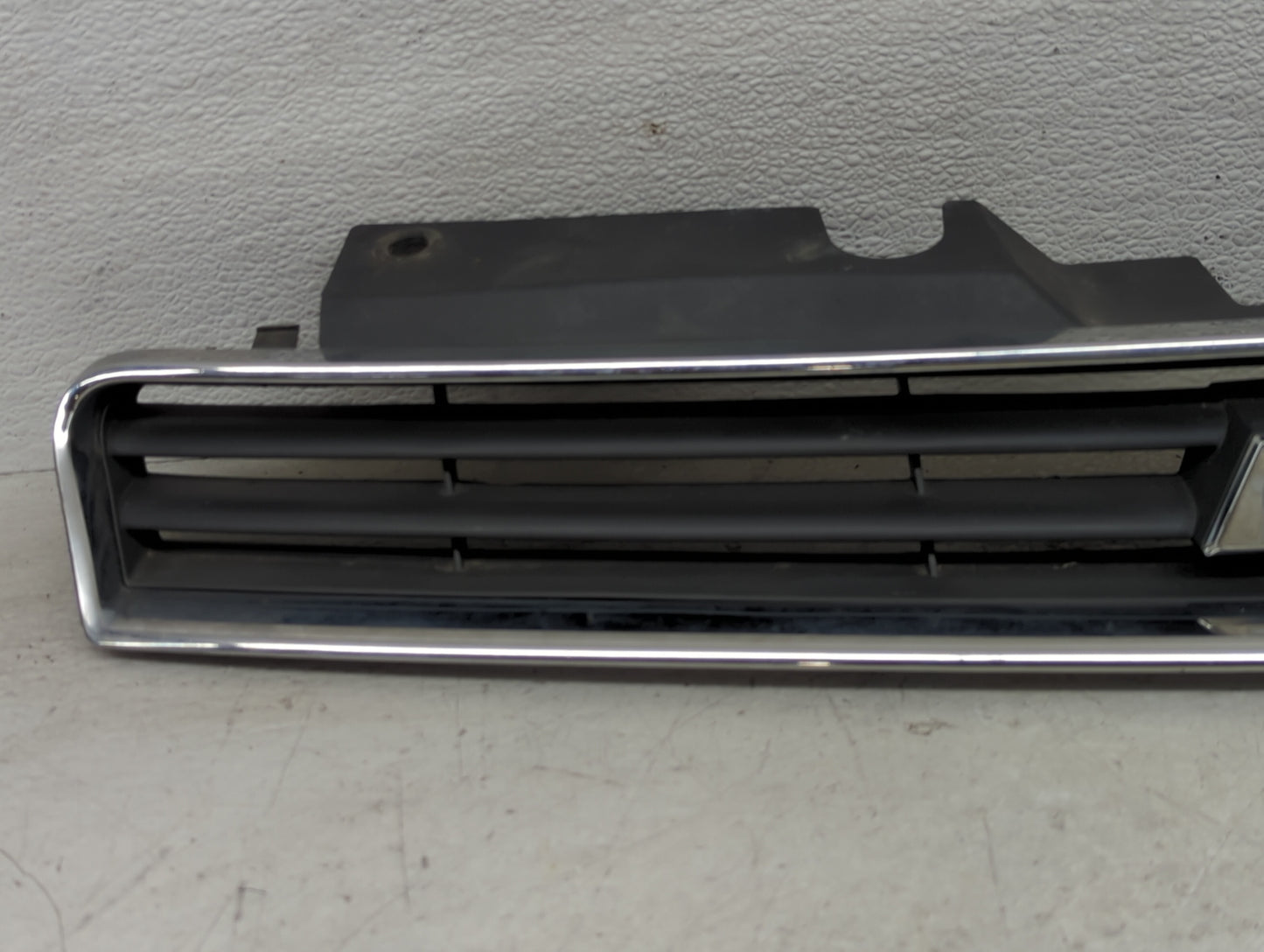 2006-2011 Chevrolet Impala Front Grille Bumper Not Included - Oemusedautoparts1.com