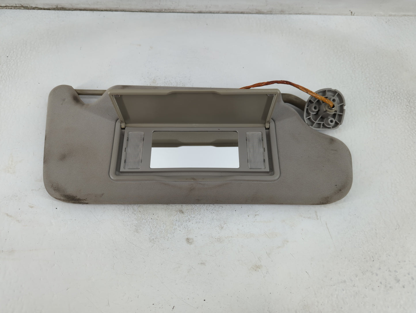 2006-2016 Chevrolet Impala Sun Visor Shade Replacement Passenger Right Mirror Fits OEM Used Auto Parts - Oemusedautoparts1.c