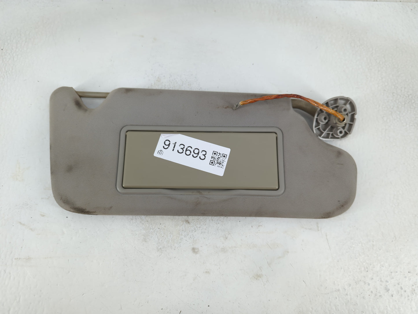 2006-2016 Chevrolet Impala Sun Visor Shade Replacement Passenger Right Mirror Fits OEM Used Auto Parts - Oemusedautoparts1.c