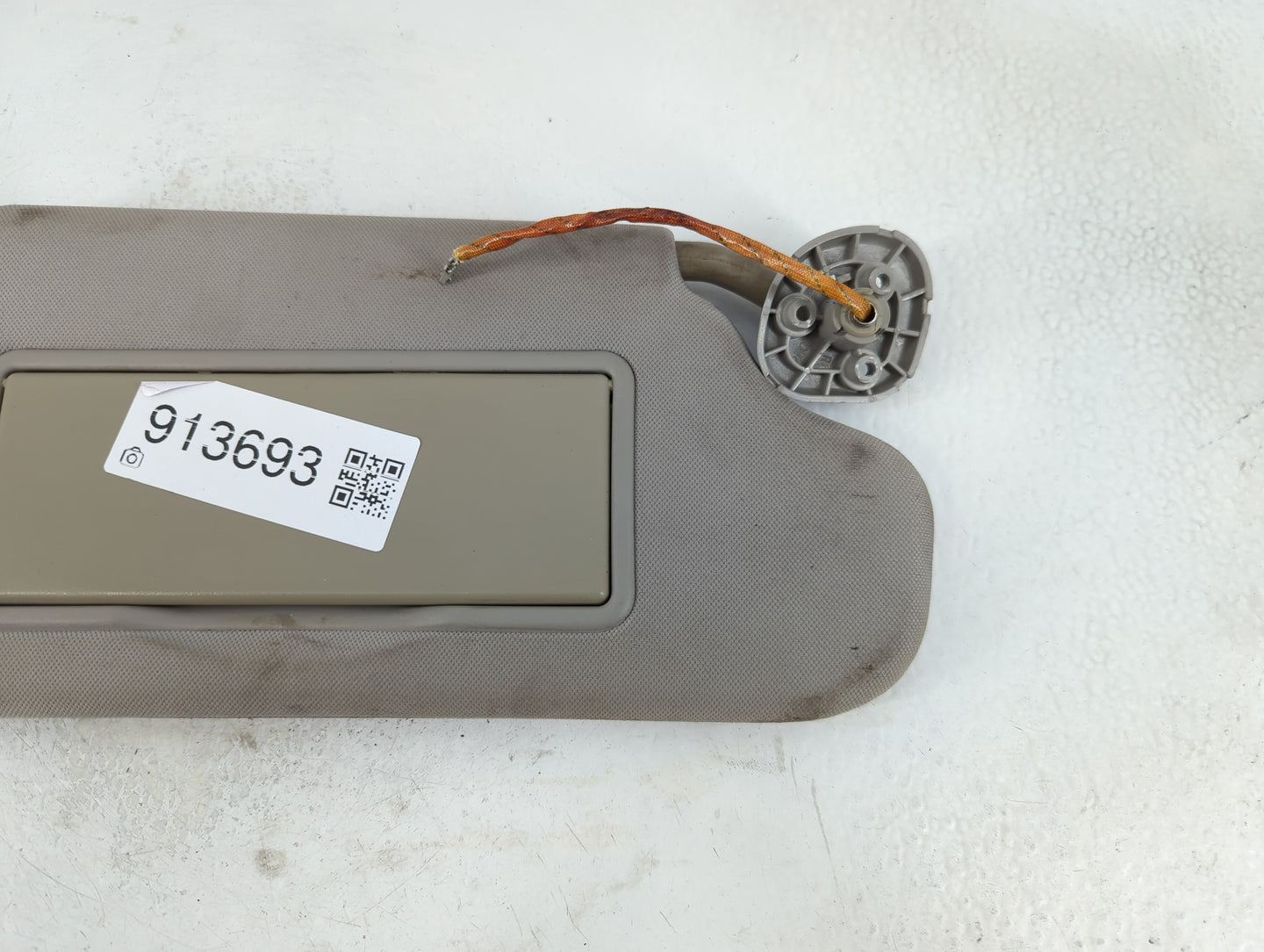 2006-2016 Chevrolet Impala Sun Visor Shade Replacement Passenger Right Mirror Fits OEM Used Auto Parts - Oemusedautoparts1.c