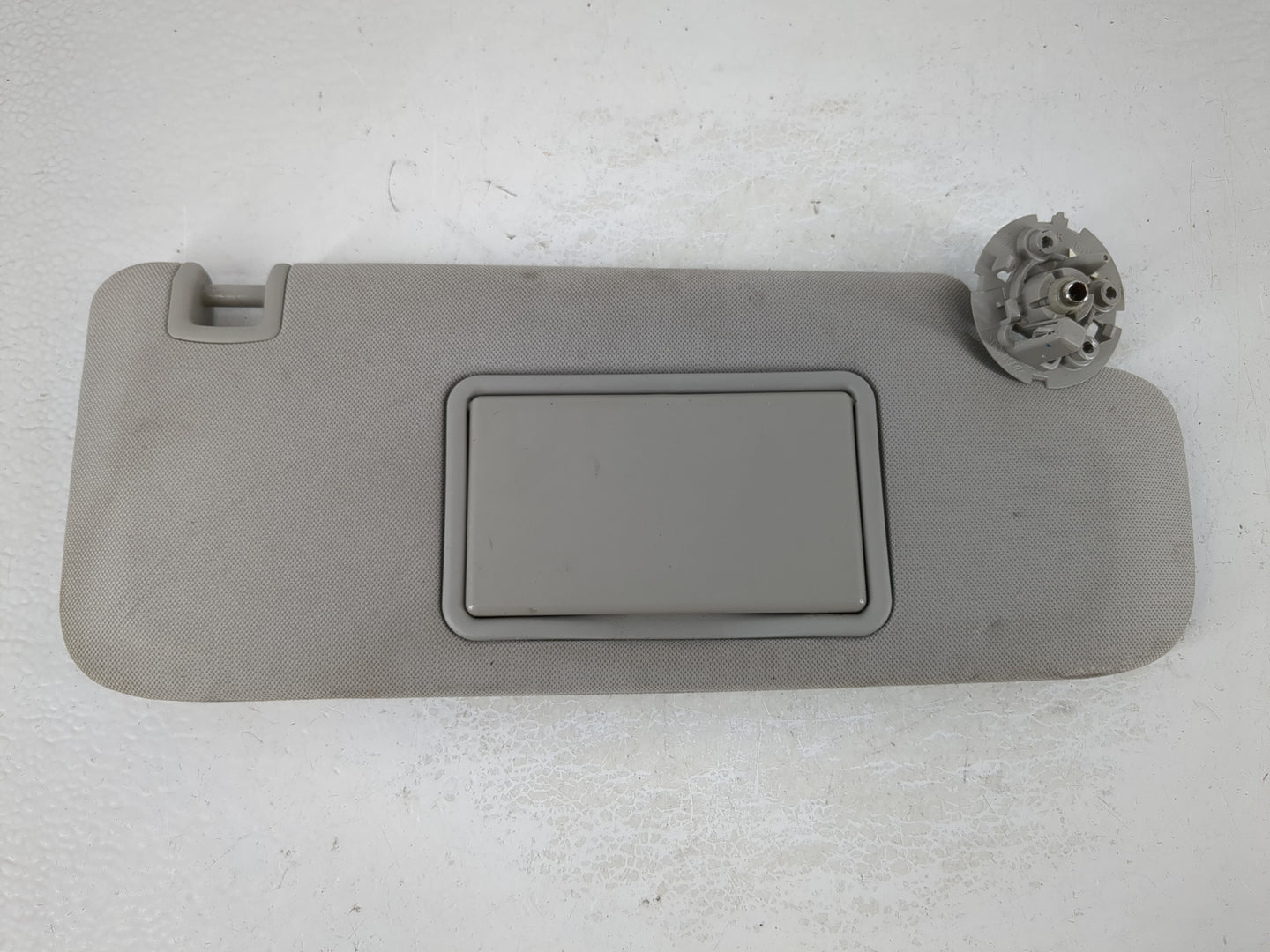 2004-2012 Chevrolet Malibu Sun Visor Shade Replacement Passenger Right Mirror Fits Fits 2004 2005 2008 2009 2010 2011 2012 O