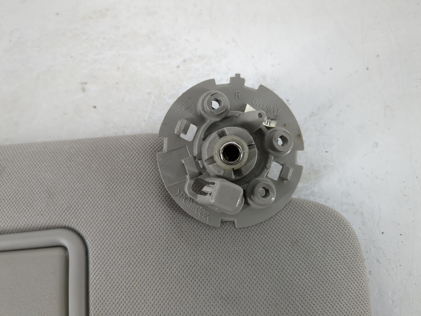 2004-2012 Chevrolet Malibu Sun Visor Shade Replacement Passenger Right Mirror Fits Fits 2004 2005 2008 2009 2010 2011 2012 O