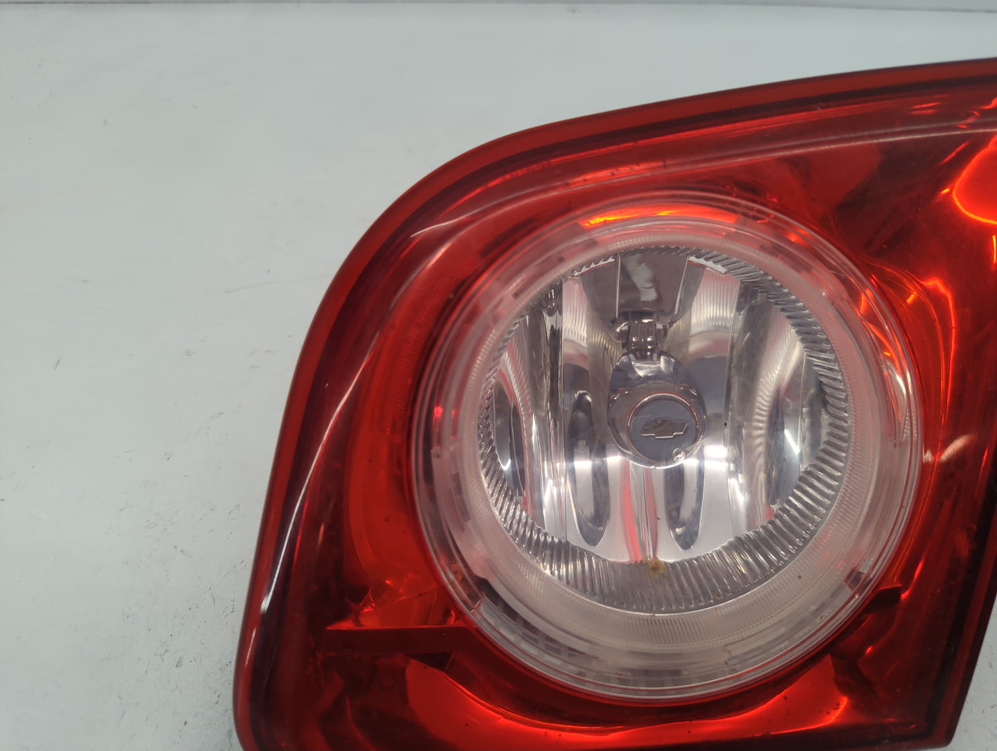 2008-2012 Chevrolet Malibu Tail Light Assembly Passenger Right OEM P/N:15271121 Fits Fits 2008 2009 2010 2011 2012 OEM Used 