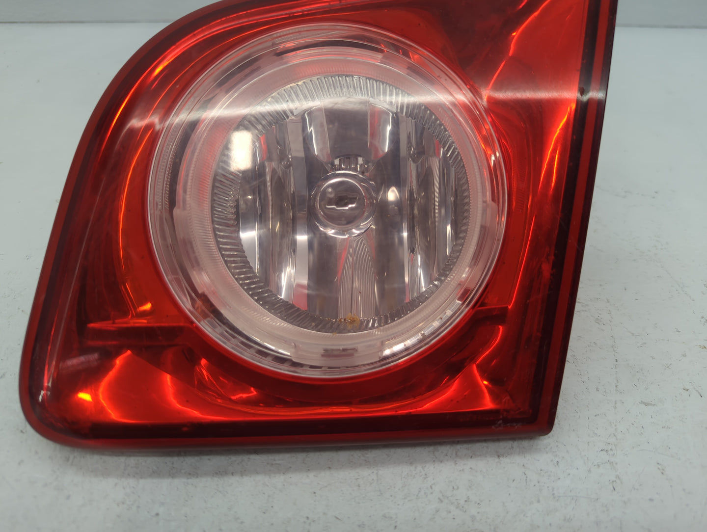 2008-2012 Chevrolet Malibu Tail Light Assembly Passenger Right OEM P/N:15271121 Fits Fits 2008 2009 2010 2011 2012 OEM Used 