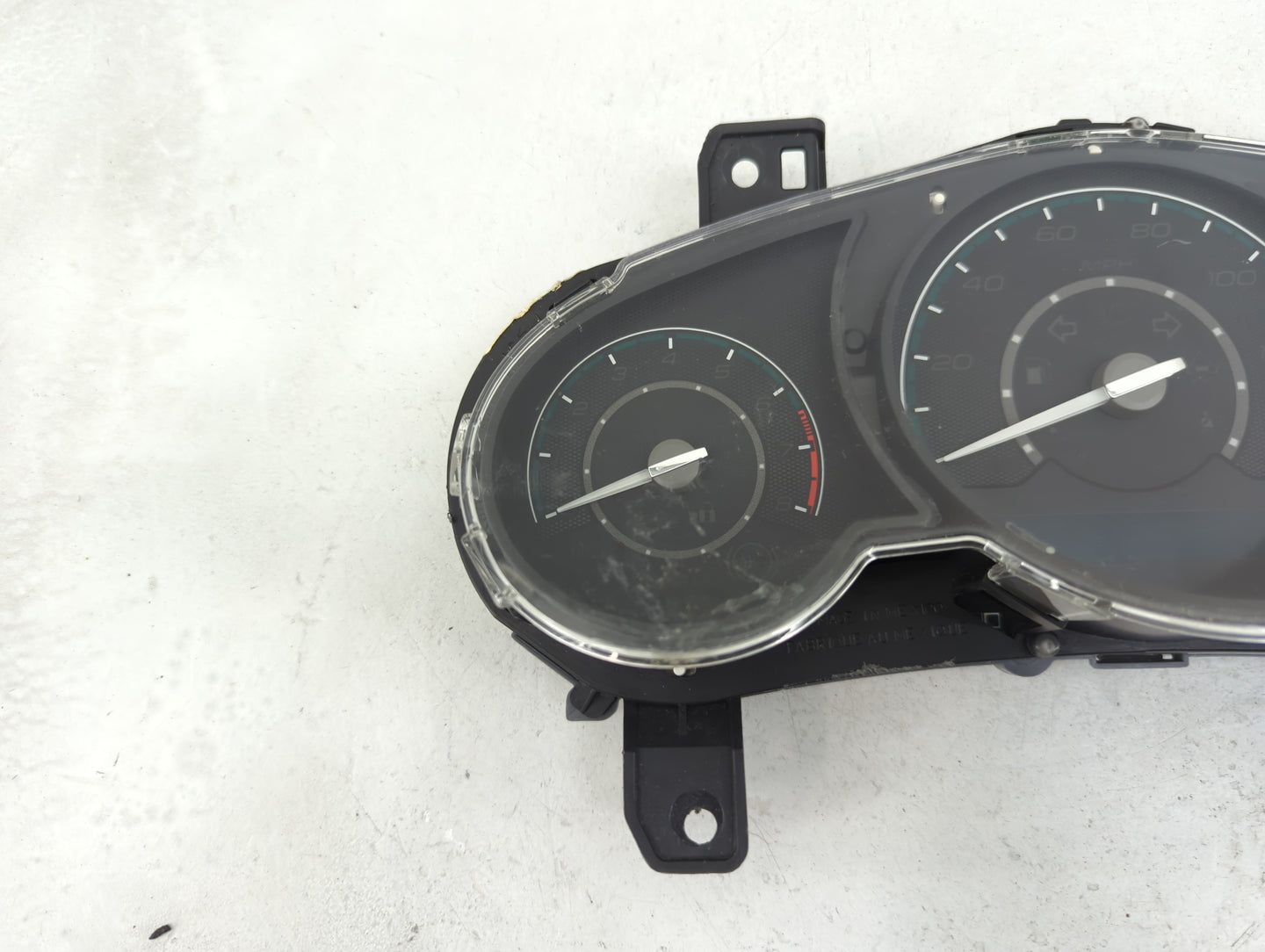 2008-2012 Chevrolet Malibu Instrument Cluster Speedometer Gauges P/N:16928741 20914945 Miles:179K Fits OEM Used Auto Parts -