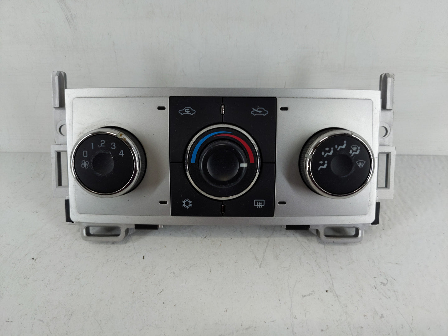 2008-2012 Chevrolet Malibu Climate Control Module Temperature AC/Heater Replacement P/N:28251428 Fits OEM Used Auto Parts - 