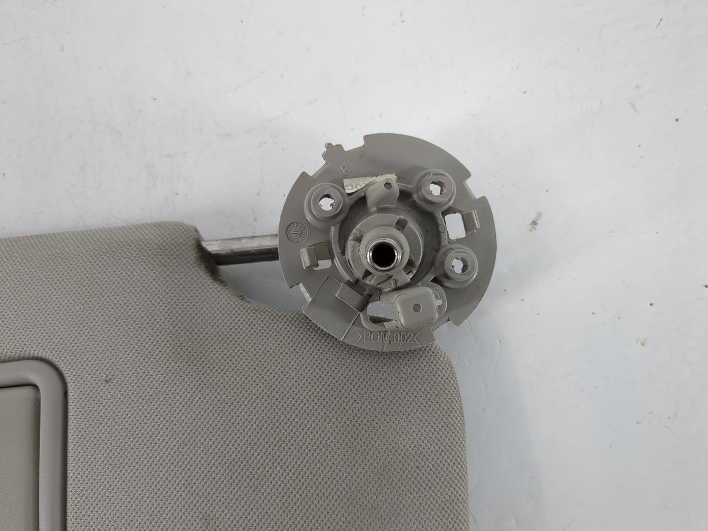 2004-2012 Chevrolet Malibu Sun Visor Shade Replacement Passenger Right Mirror Fits Fits 2004 2005 2008 2009 2010 2011 2012 O