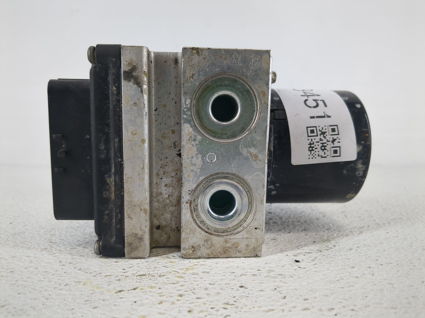 2011 Chevrolet Malibu ABS Pump Control Module Replacement P/N:20908731 Fits OEM Used Auto Parts - Oemusedautoparts1.com