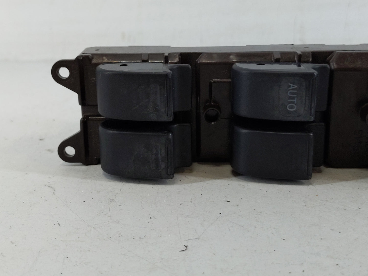 2010-2011 Chevrolet Malibu Master Power Window Switch Replacement Driver Side Left P/N:183574 Fits Fits 2010 2011 OEM Used A