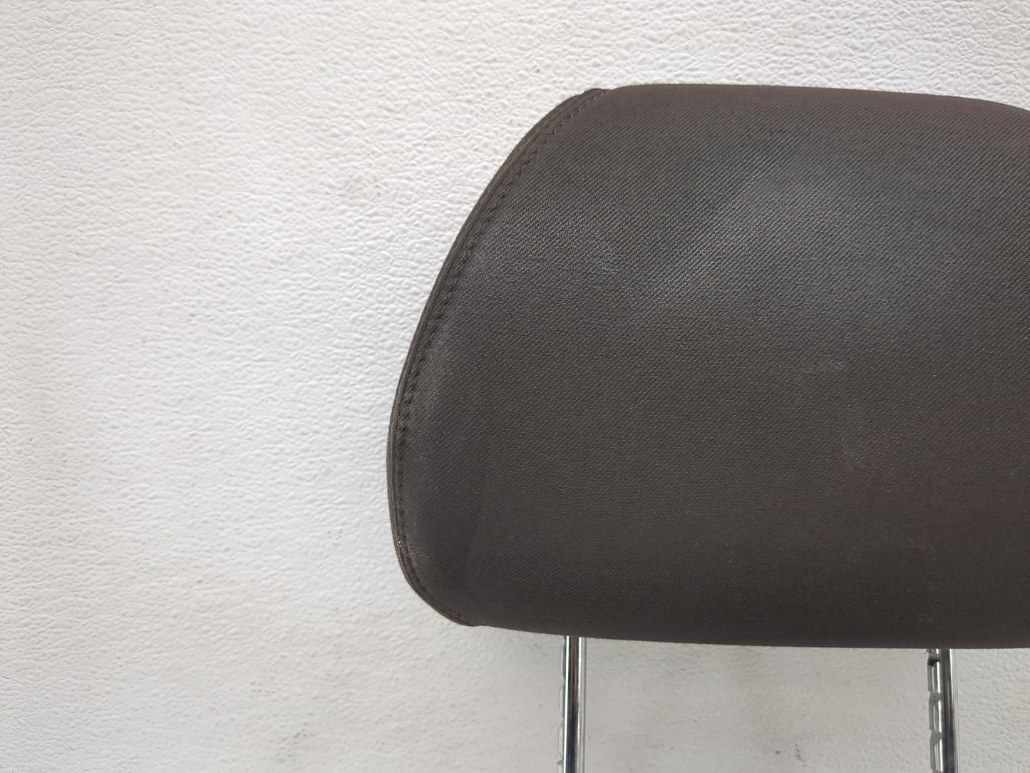 2011-2012 Chevrolet Malibu Headrest Head Rest Front Driver Passenger Seat Fits Fits 2011 2012 OEM Used Auto Parts - Oemuseda