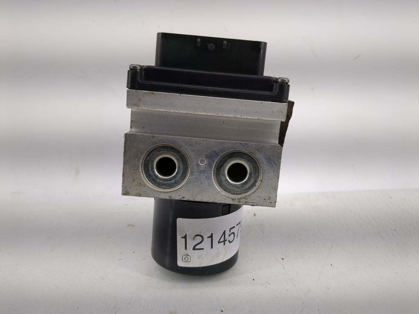 2011 Chevrolet Malibu ABS Pump Control Module Replacement P/N:20908731 Fits OEM Used Auto Parts - Oemusedautoparts1.com