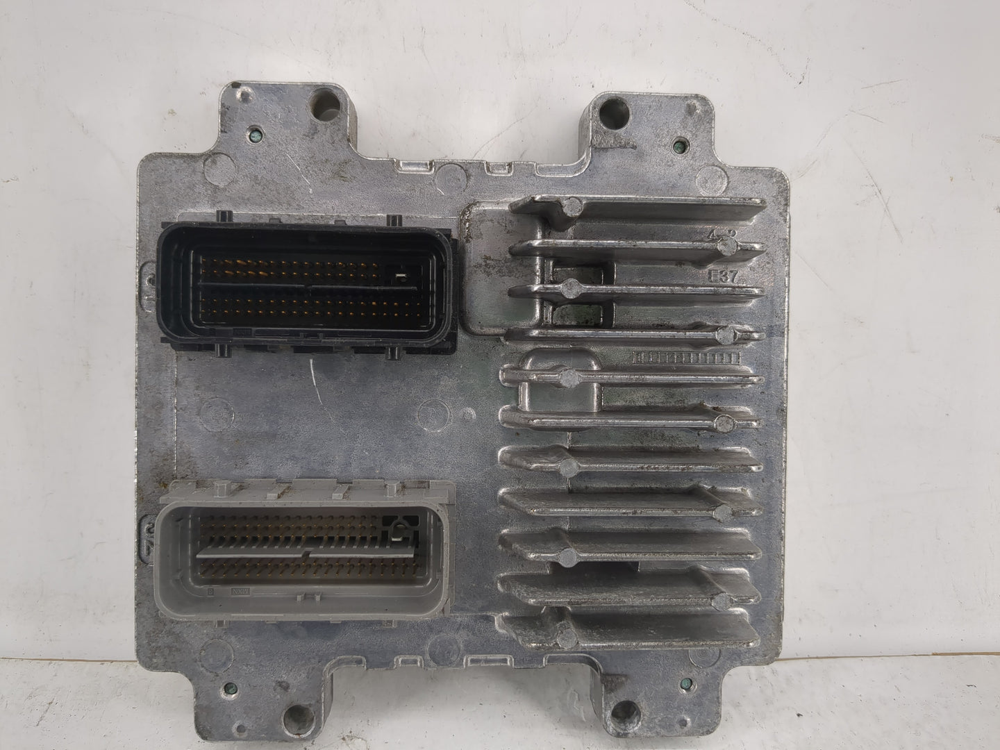 2007-2012 Chevrolet Malibu PCM Engine Control Computer ECU ECM PCU OEM P/N:12638026 Fits Fits 2007 2008 2009 2010 2011 2012 