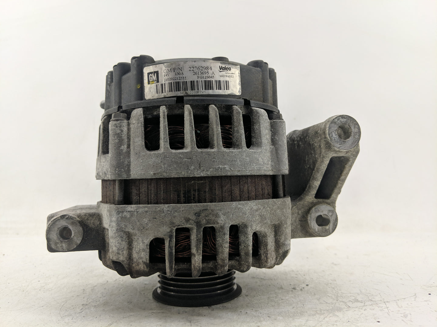 2008-2012 Chevrolet Malibu Alternator Replacement Generator Charging Assembly Engine OEM P/N:22762984 Fits OEM Used Auto Par