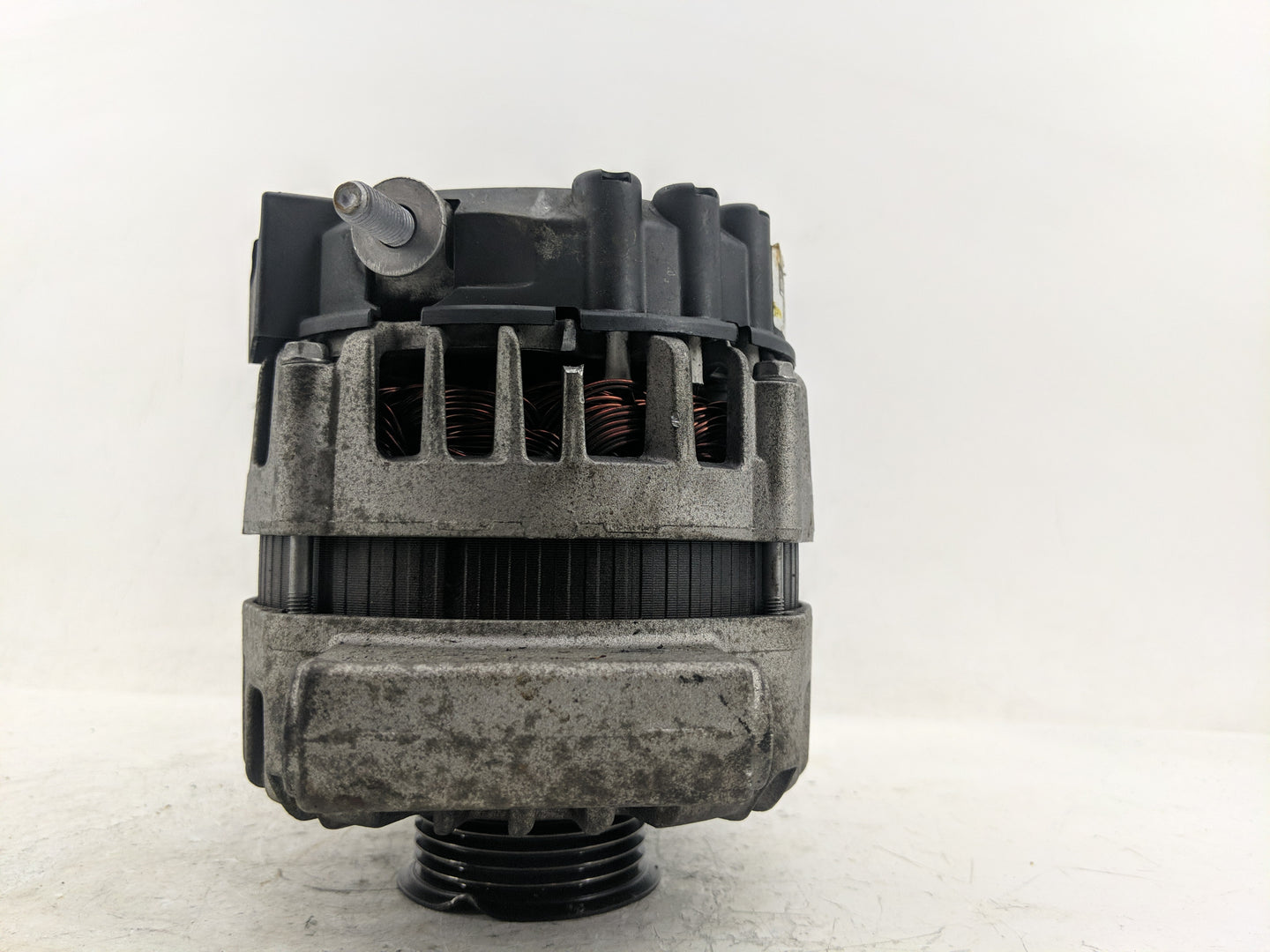 2008-2012 Chevrolet Malibu Alternator Replacement Generator Charging Assembly Engine OEM P/N:22762984 Fits OEM Used Auto Par