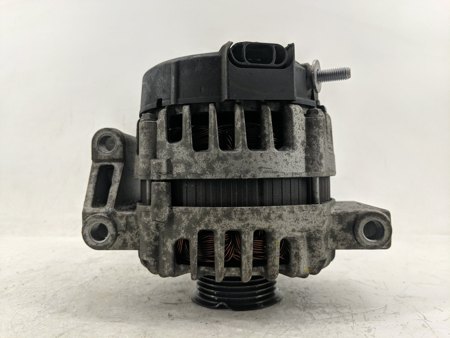 2008-2012 Chevrolet Malibu Alternator Replacement Generator Charging Assembly Engine OEM P/N:22762984 Fits OEM Used Auto Par