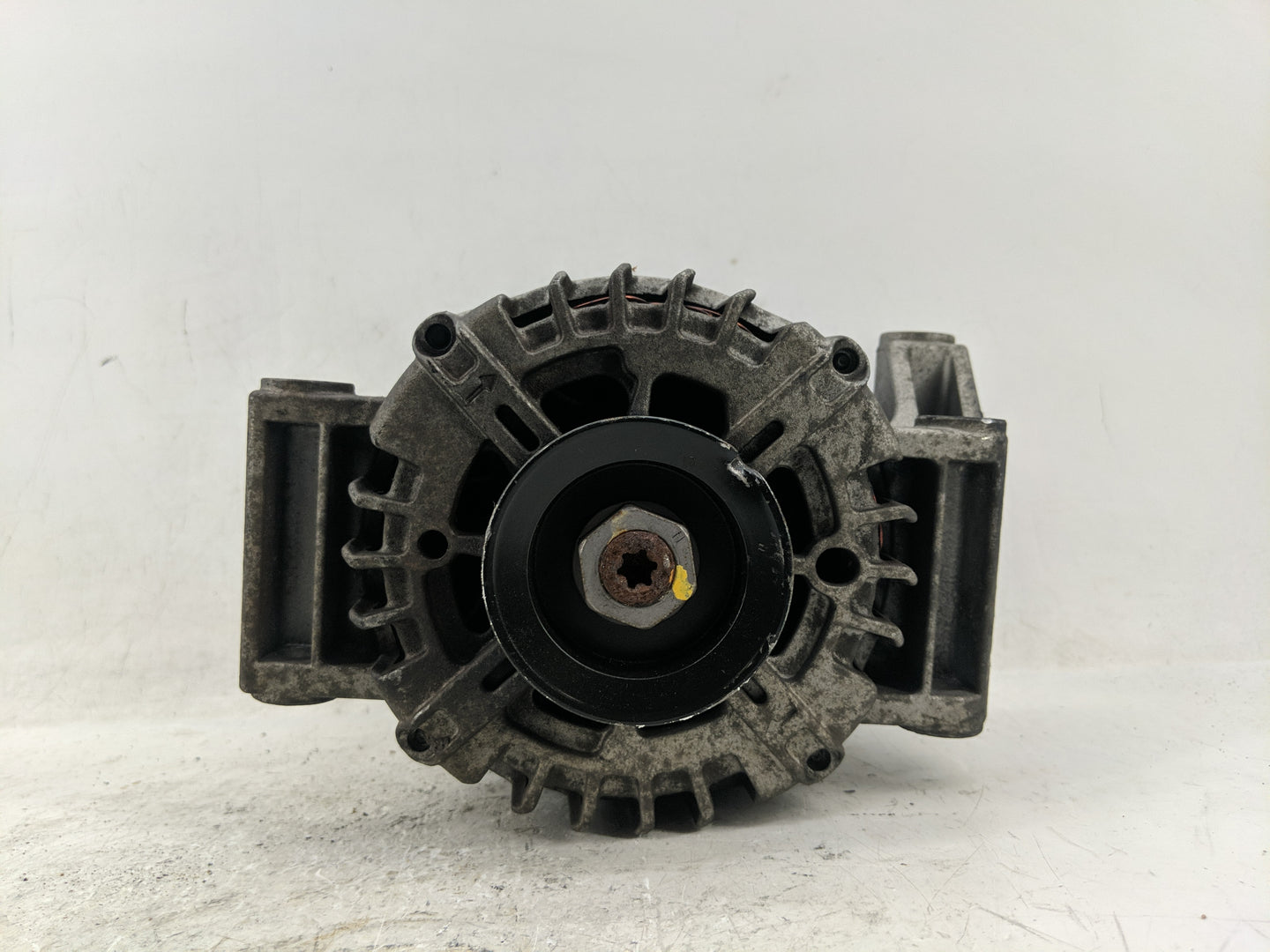 2008-2012 Chevrolet Malibu Alternator Replacement Generator Charging Assembly Engine OEM P/N:22762984 Fits OEM Used Auto Par