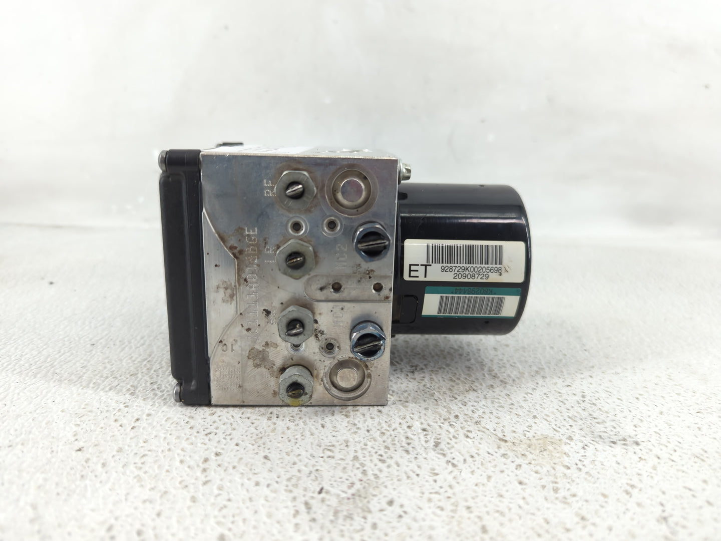 2011 Chevrolet Malibu ABS Pump Control Module Replacement P/N:20908731 Fits OEM Used Auto Parts - Oemusedautoparts1.com