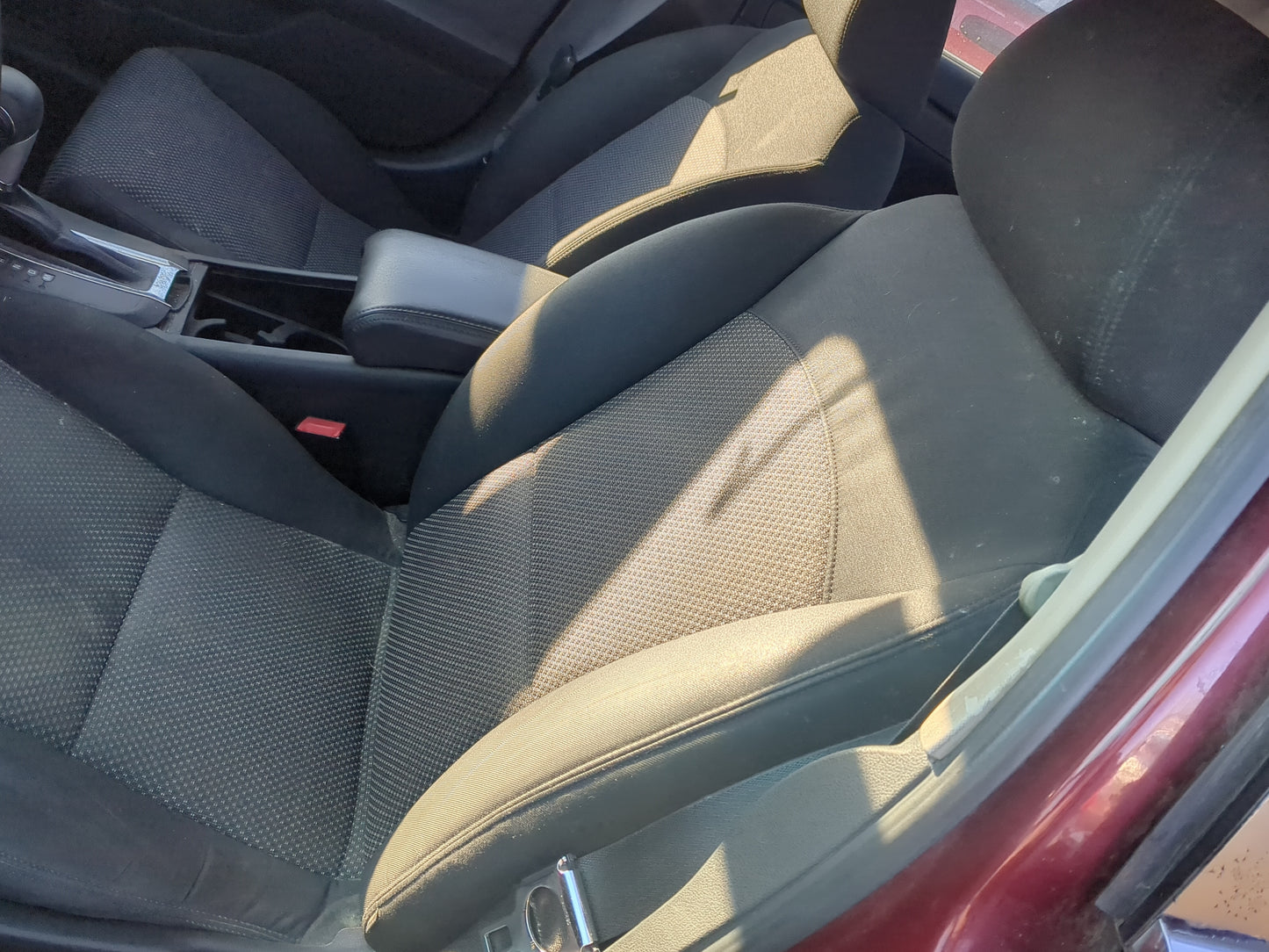 2011-2012 Chevrolet Malibu Driver Front Seat Oem 1238971 - Oemusedautoparts1.com