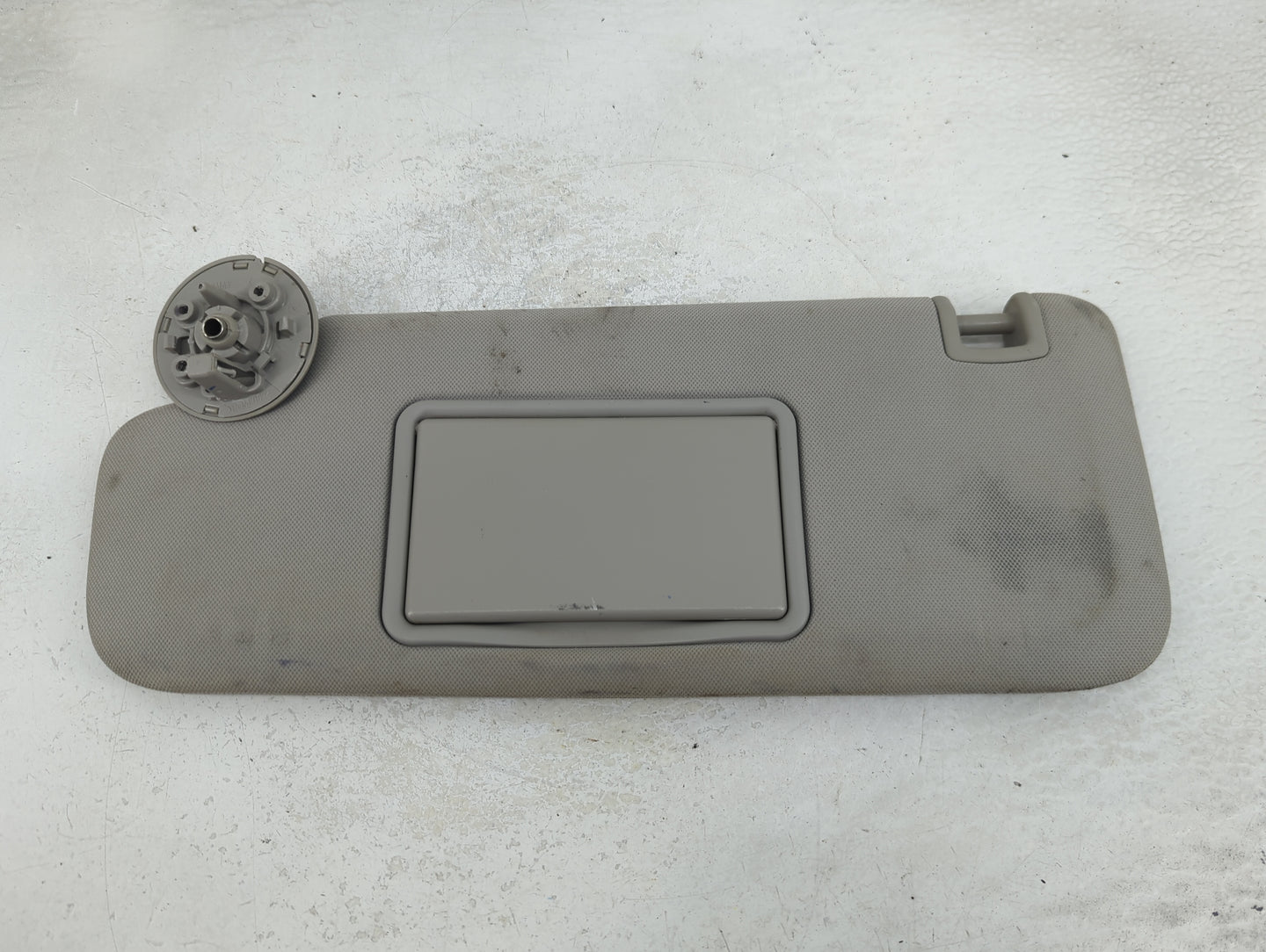 2004-2012 Chevrolet Malibu Sun Visor Shade Replacement Driver Left Mirror Fits Fits 2004 2005 2008 2009 2010 2011 2012 OEM U