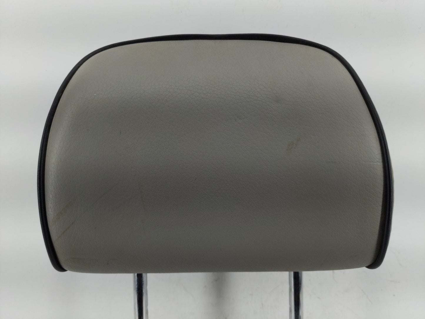 2011-2012 Chevrolet Malibu Headrest Head Rest Front Driver Passenger Seat Fits Fits 2011 2012 OEM Used Auto Parts - Oemuseda