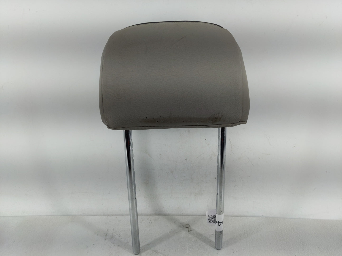 2011-2012 Chevrolet Malibu Headrest Head Rest Front Driver Passenger Seat Fits Fits 2011 2012 OEM Used Auto Parts - Oemuseda
