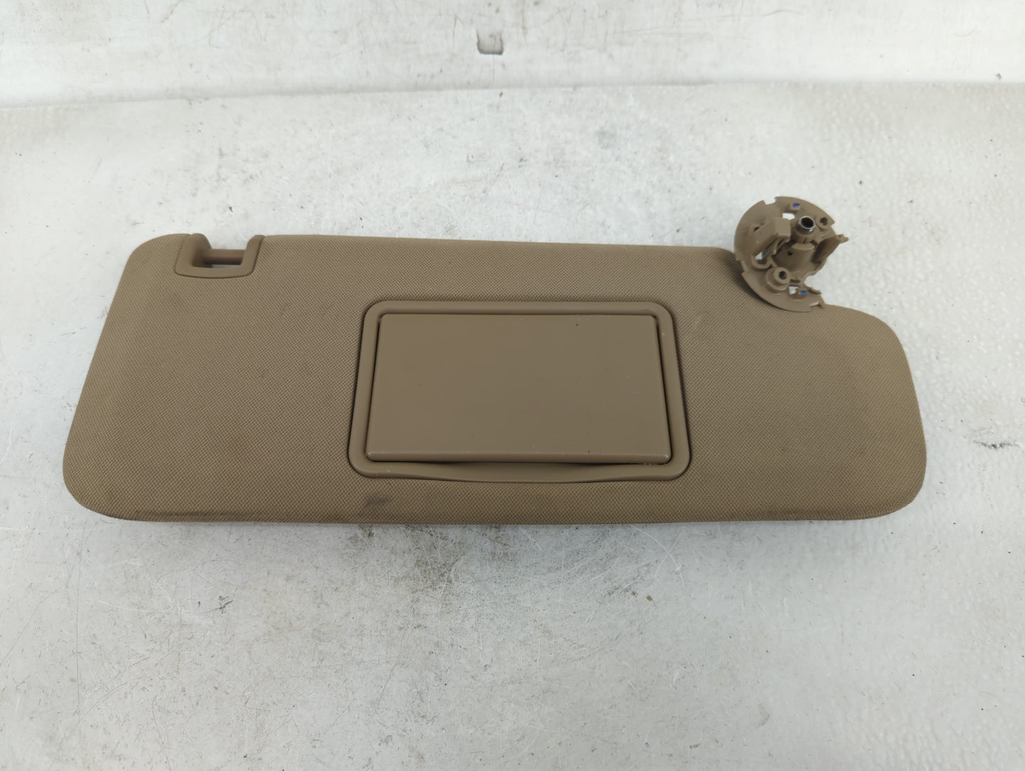 2004-2012 Chevrolet Malibu Sun Visor Shade Replacement Passenger Right Mirror Fits Fits 2004 2005 2008 2009 2010 2011 2012 O