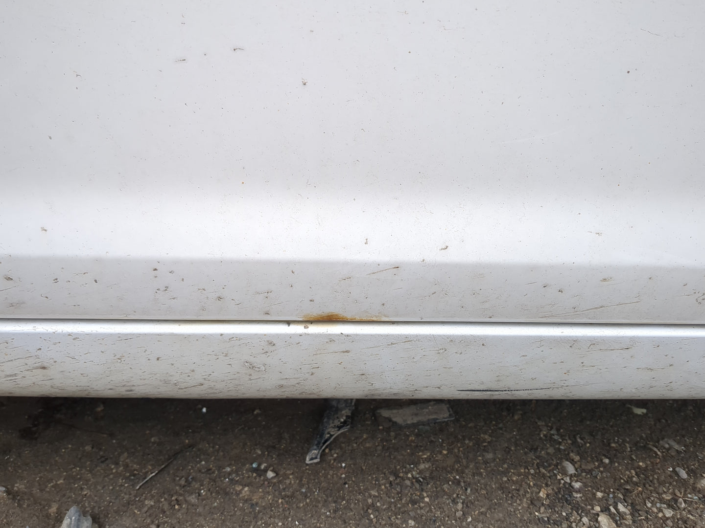 2008-2012 Chevrolet Malibu Driver Front Door Oem 1245098 - Oemusedautoparts1.com