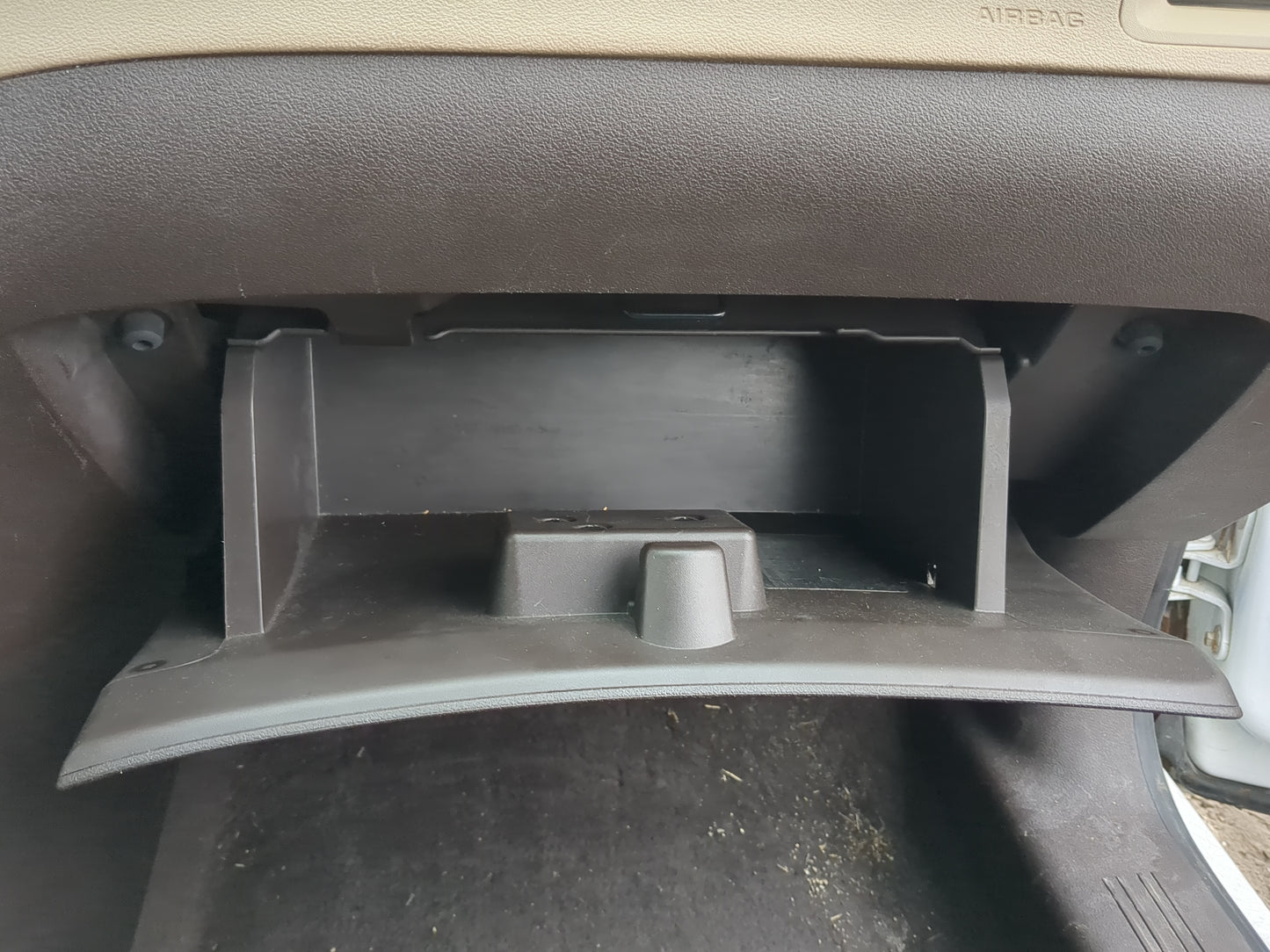 2011 Chevrolet Malibu Passenger Glove Box Door Storage Compartment 1245099 - Oemusedautoparts1.com