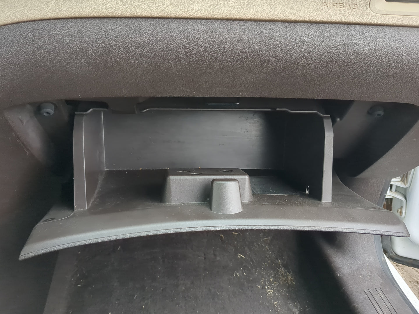 2011 Chevrolet Malibu Passenger Glove Box Door Storage Compartment - Oemusedautoparts1.com