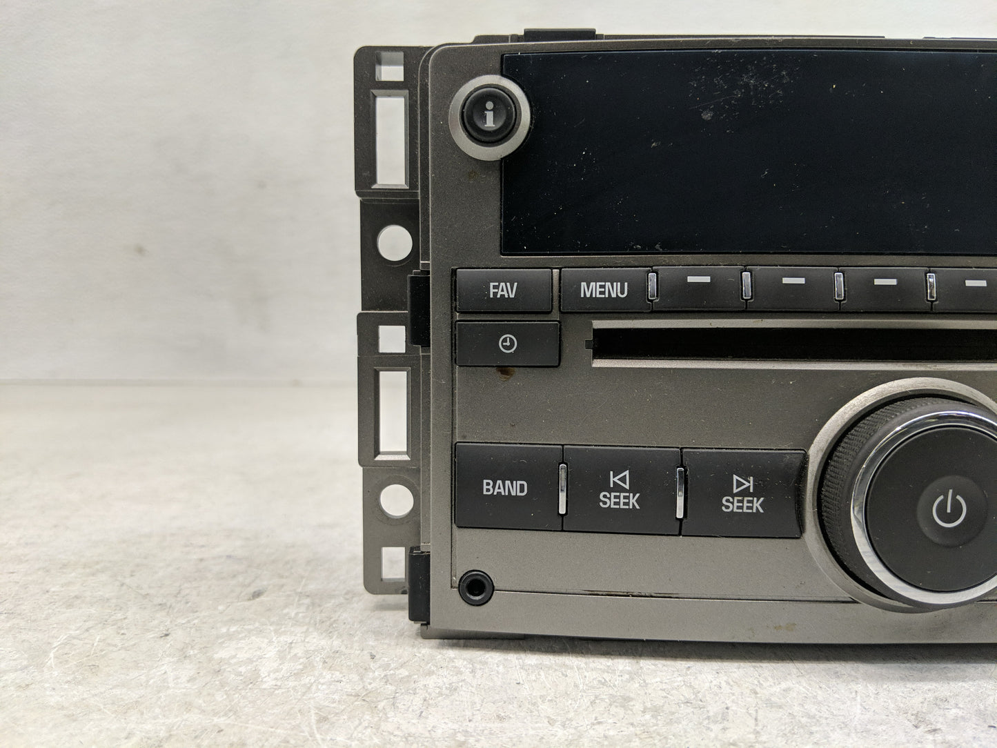 2009-2012 Chevrolet Malibu Radio AM FM Cd Player Receiver Replacement Fits Fits 2009 2010 2011 2012 OEM Used Auto Parts - Oe