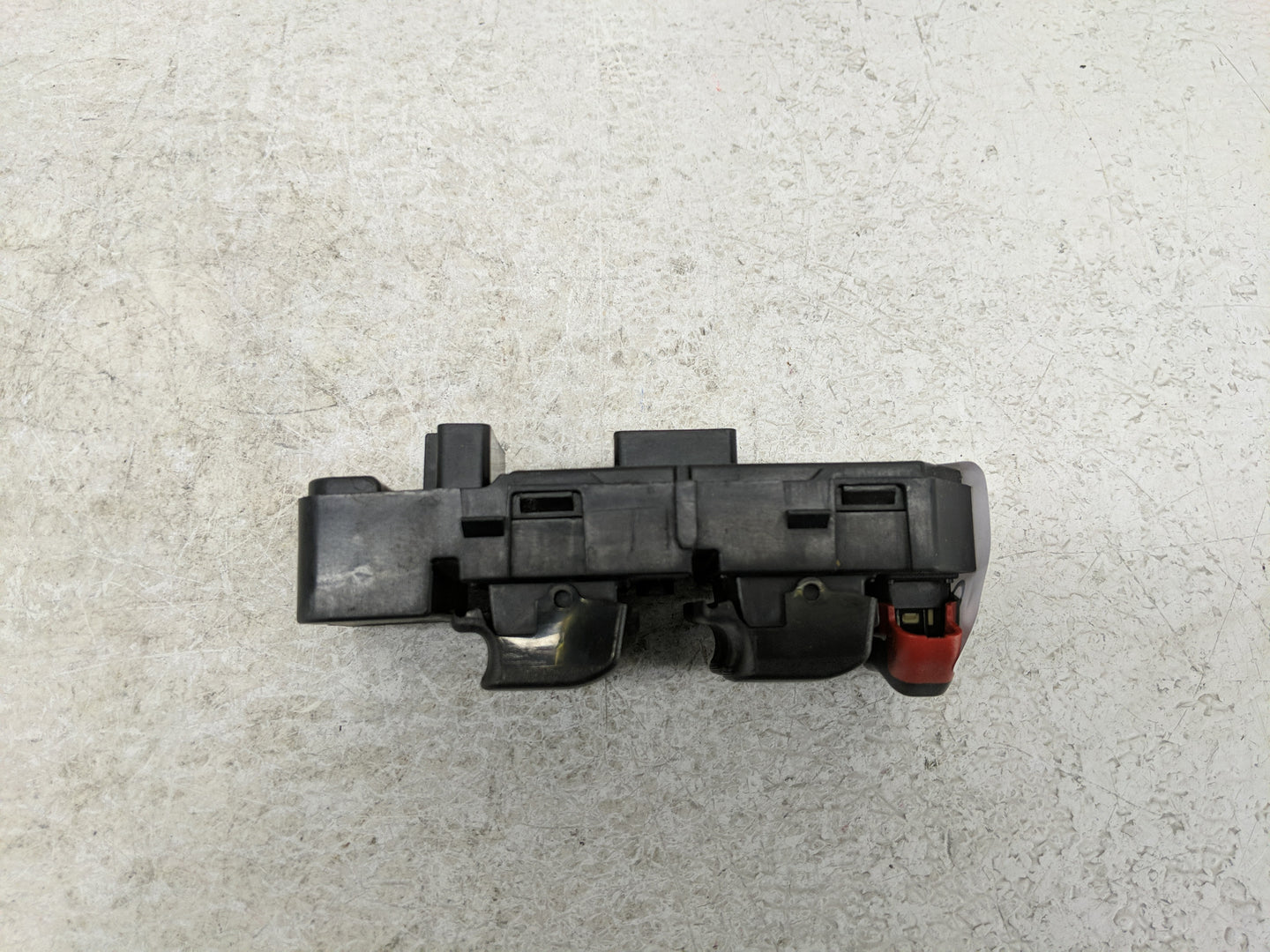 2010-2011 Chevrolet Malibu Master Power Window Switch Replacement Driver Side Left Fits Fits 2010 2011 OEM Used Auto Parts -