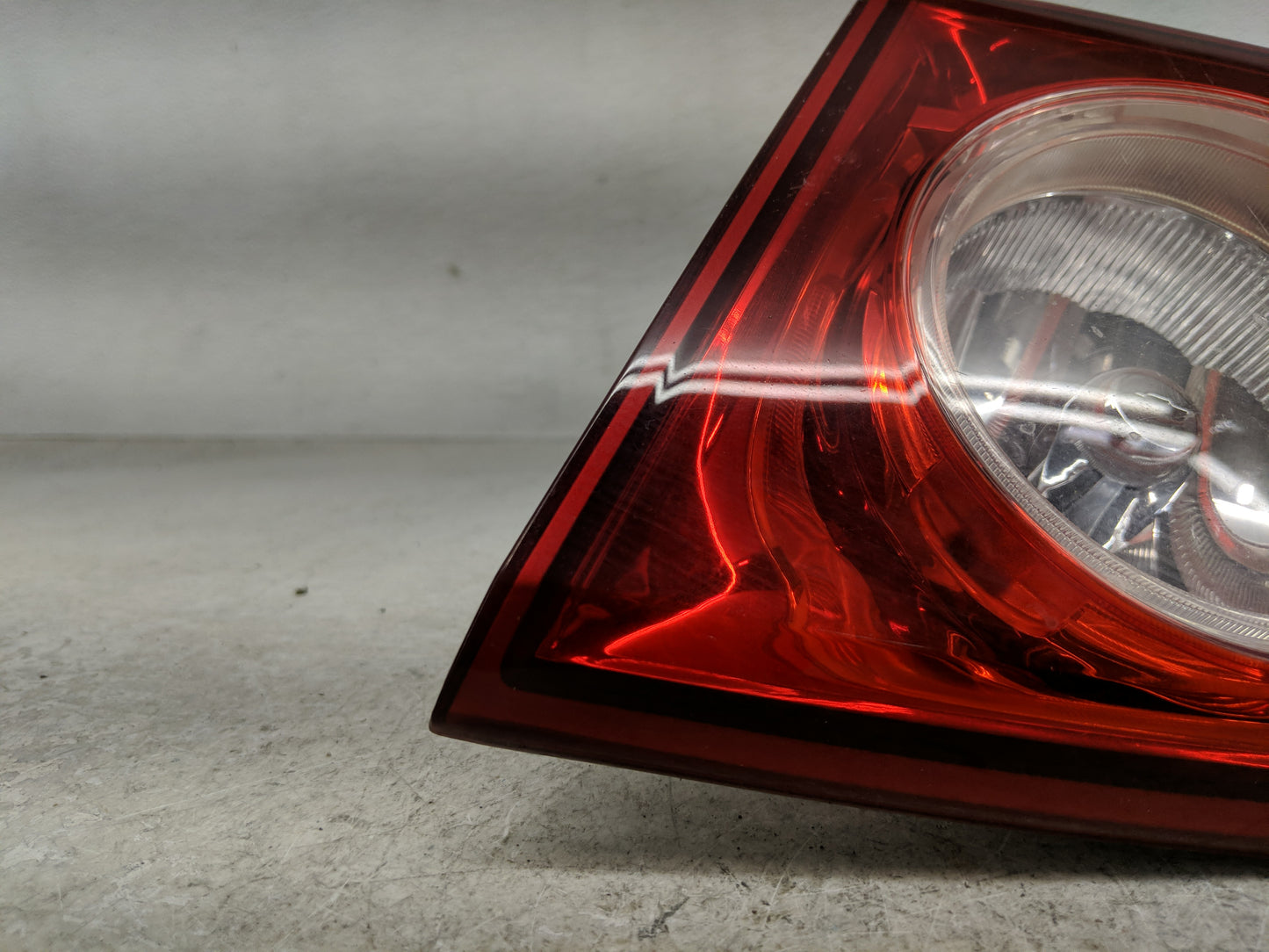 2008-2012 Chevrolet Malibu Tail Light Assembly Passenger Right OEM Fits Fits 2008 2009 2010 2011 2012 OEM Used Auto Parts - 