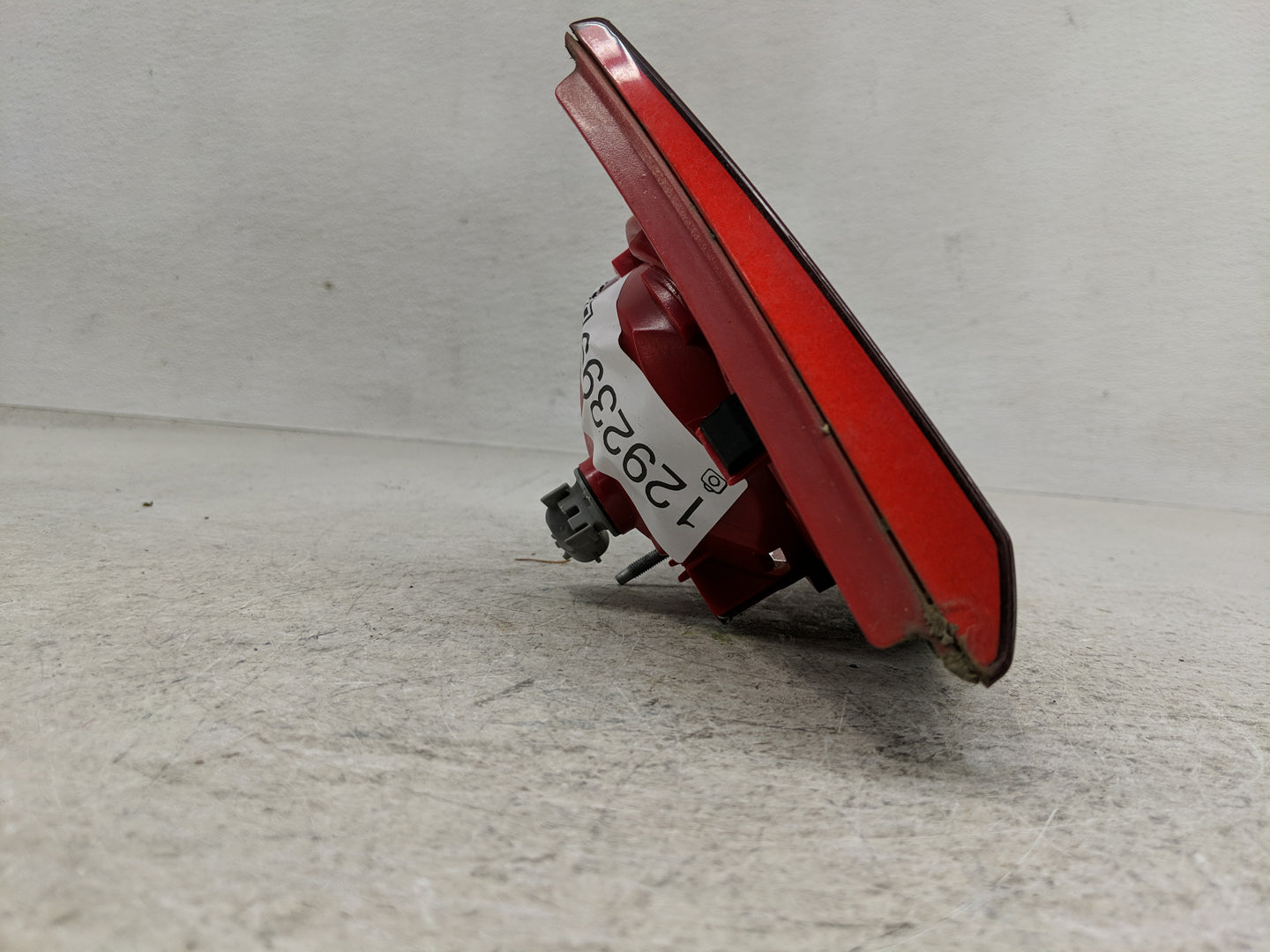 2008-2012 Chevrolet Malibu Tail Light Assembly Passenger Right OEM Fits Fits 2008 2009 2010 2011 2012 OEM Used Auto Parts - 
