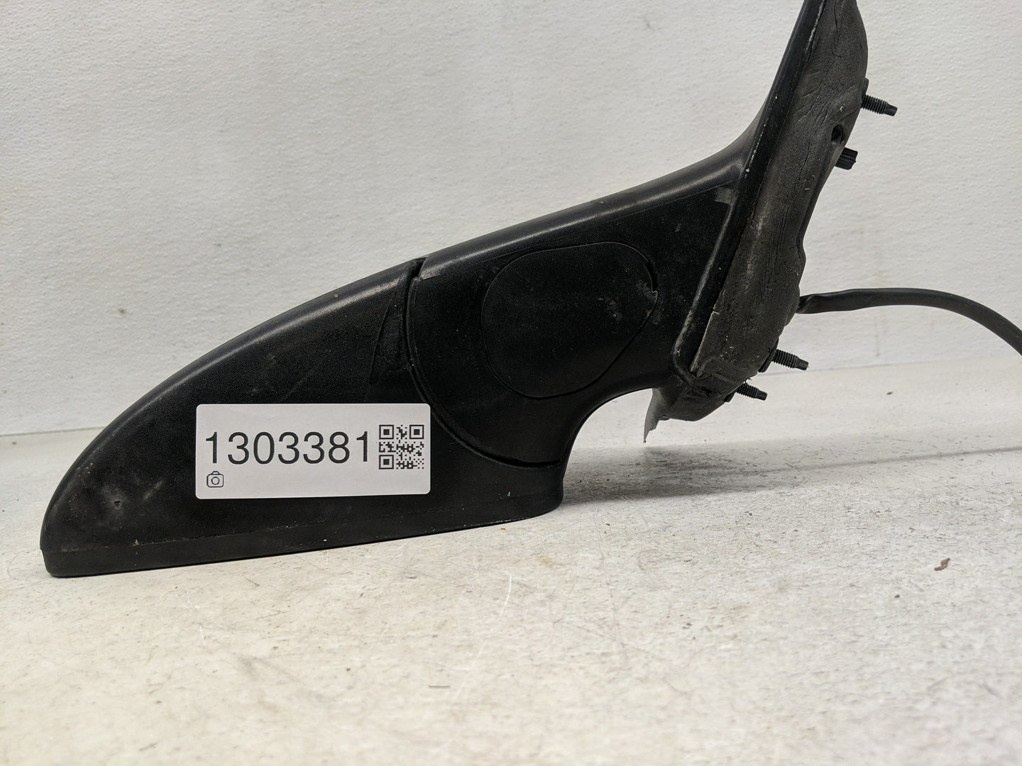 2008-2012 Chevrolet Malibu Passenger Side View Mirror - Right Door Mirror OEM Used - Oemusedautoparts1.com
