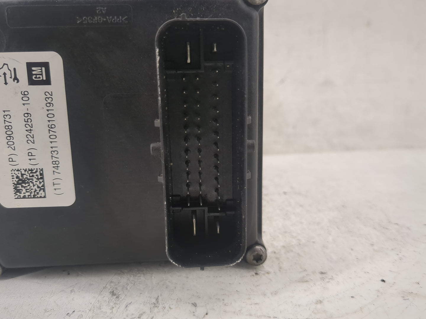2011 Chevrolet Malibu ABS Pump Control Module Replacement P/N:224259-106 20908731, 20908729 Fits OEM Used Auto Parts - Oemus