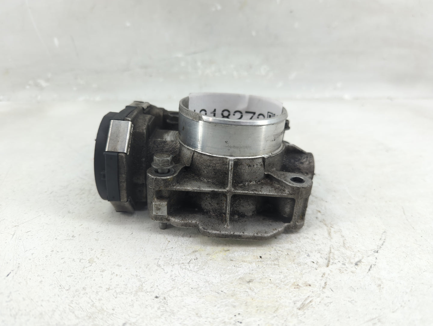 2008-2012 Chevrolet Malibu Throttle Body Fits Fits 2007 2008 2009 2010 2011 2012 OEM Used Auto Parts - Oemusedautoparts1.com