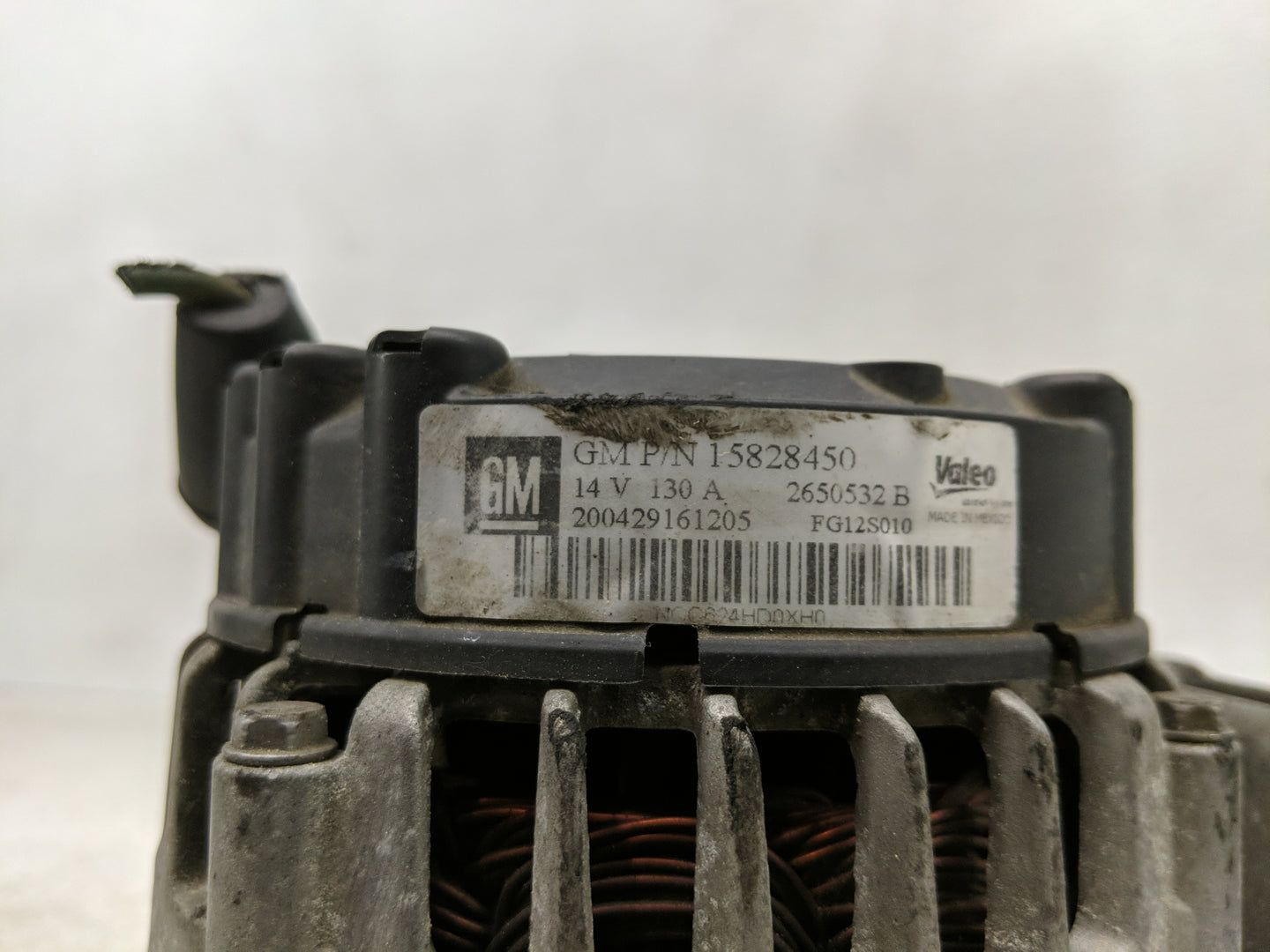 2008-2012 Chevrolet Malibu Alternator Replacement Generator Charging Assembly Engine OEM P/N:2650532 B 15828450 Fits OEM Use