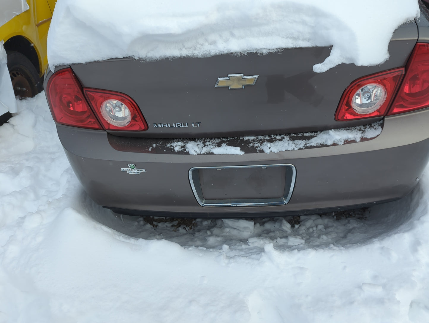 2011-2012 Chevrolet Malibu Rear Bumper Assembly Oem 1320525 - Oemusedautoparts1.com