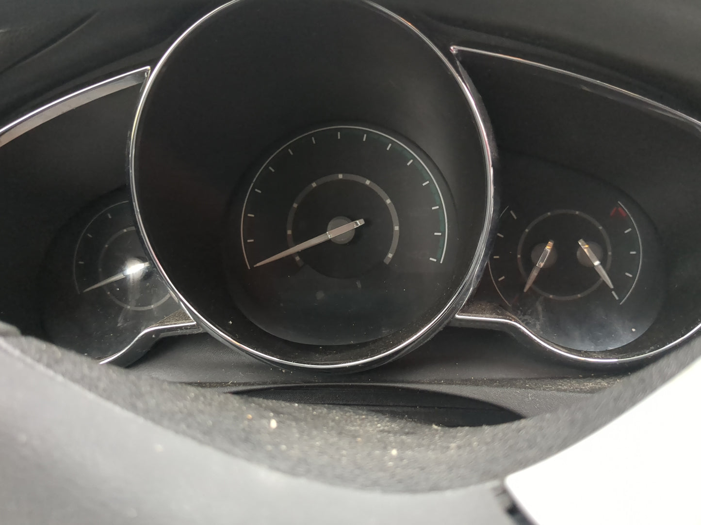 2008-2012 Chevrolet Malibu Instrument Cluster Speedometer Gauges Fits Fits 2008 2009 2010 2011 2012 OEM Used Auto Parts - Oe