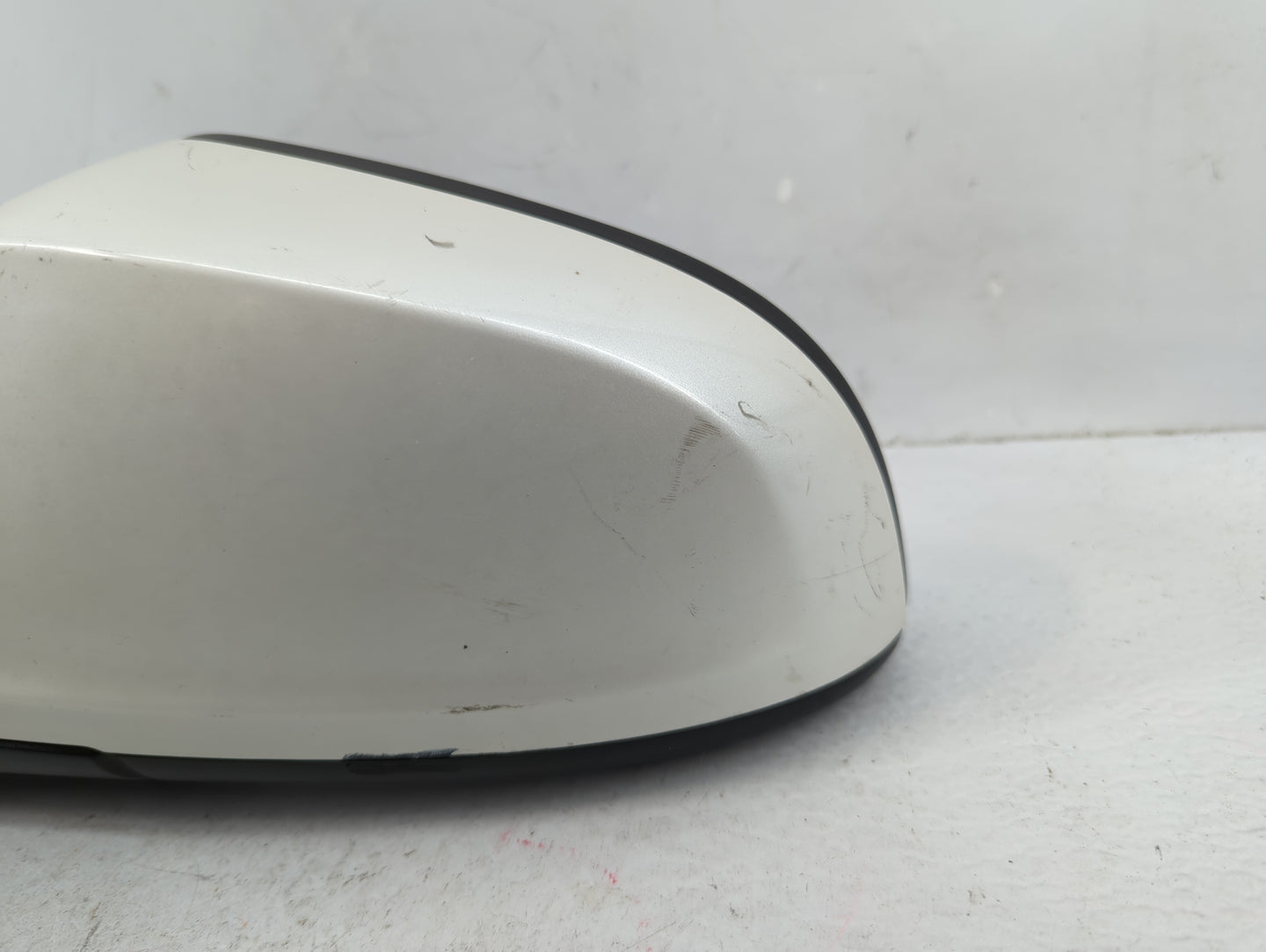 2008-2012 Chevrolet Malibu Driver Side View Mirror - Left Door Mirror OEM Used - Oemusedautoparts1.com