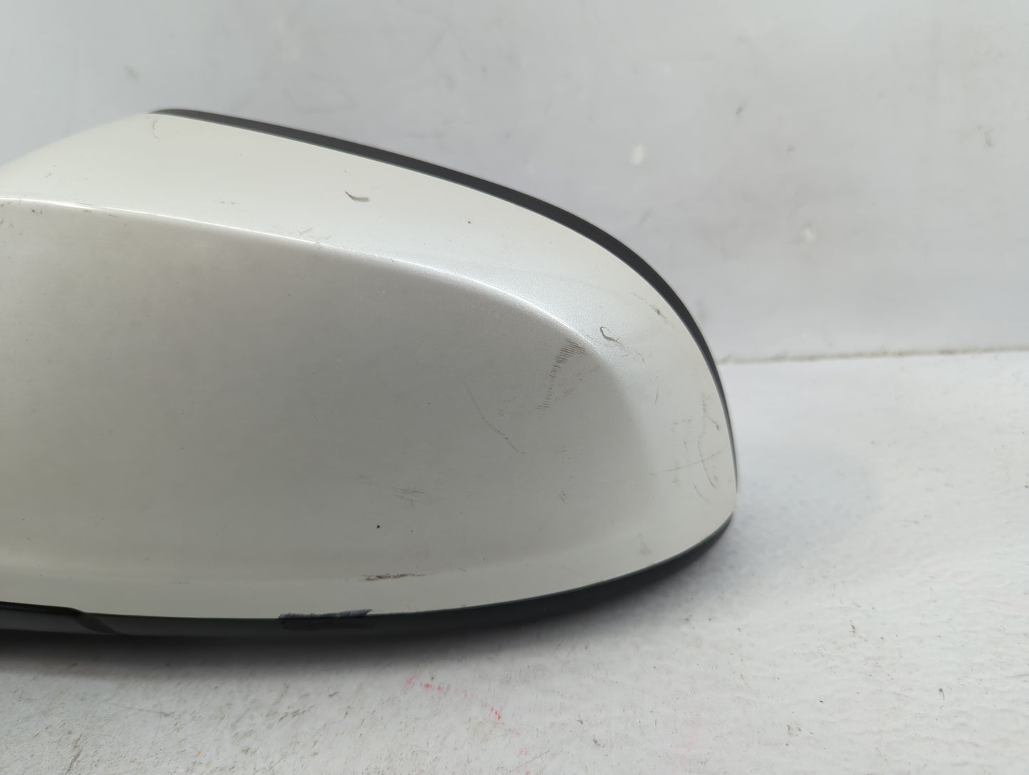 2008-2012 Chevrolet Malibu Driver Side View Mirror - Left Door Mirror OEM Used - Oemusedautoparts1.com