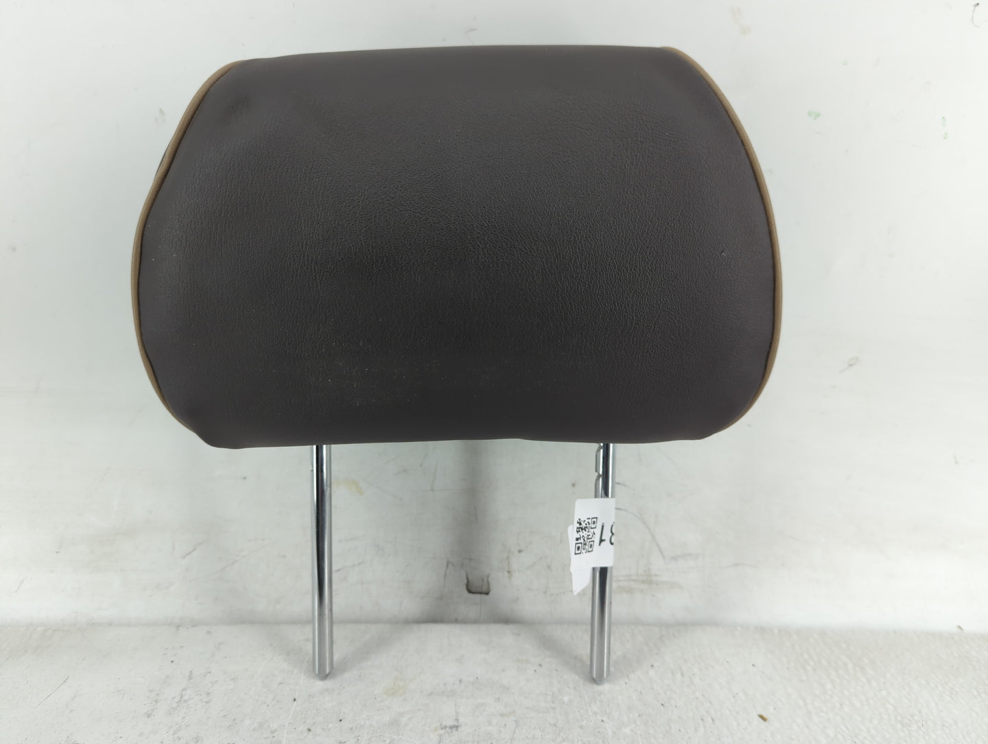 2011-2012 Chevrolet Malibu Headrest Head Rest Rear Center Seat Fits Fits 2011 2012 OEM Used Auto Parts - Oemusedautoparts1.c