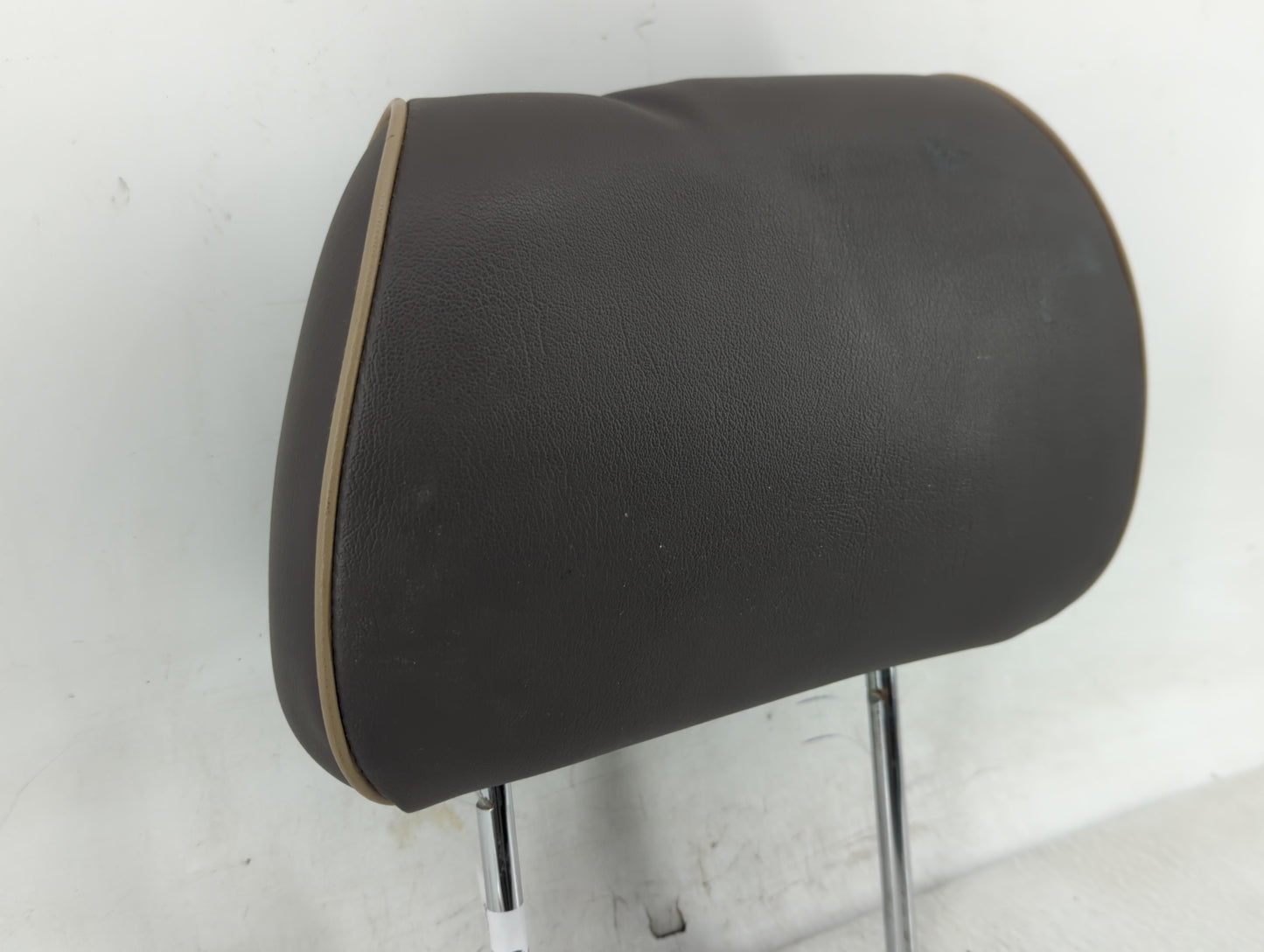 2010-2012 Chevrolet Malibu Headrest Head Rest Rear Center Seat Fits Fits 2010 2011 2012 OEM Used Auto Parts - Oemusedautopar