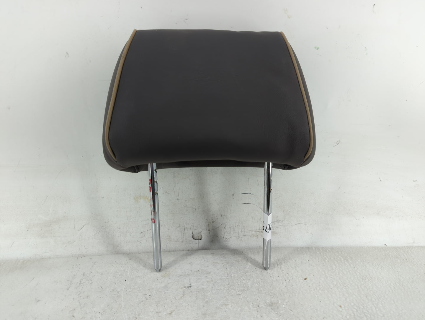2010-2012 Chevrolet Malibu Headrest Head Rest Rear Center Seat Fits Fits 2010 2011 2012 OEM Used Auto Parts - Oemusedautopar