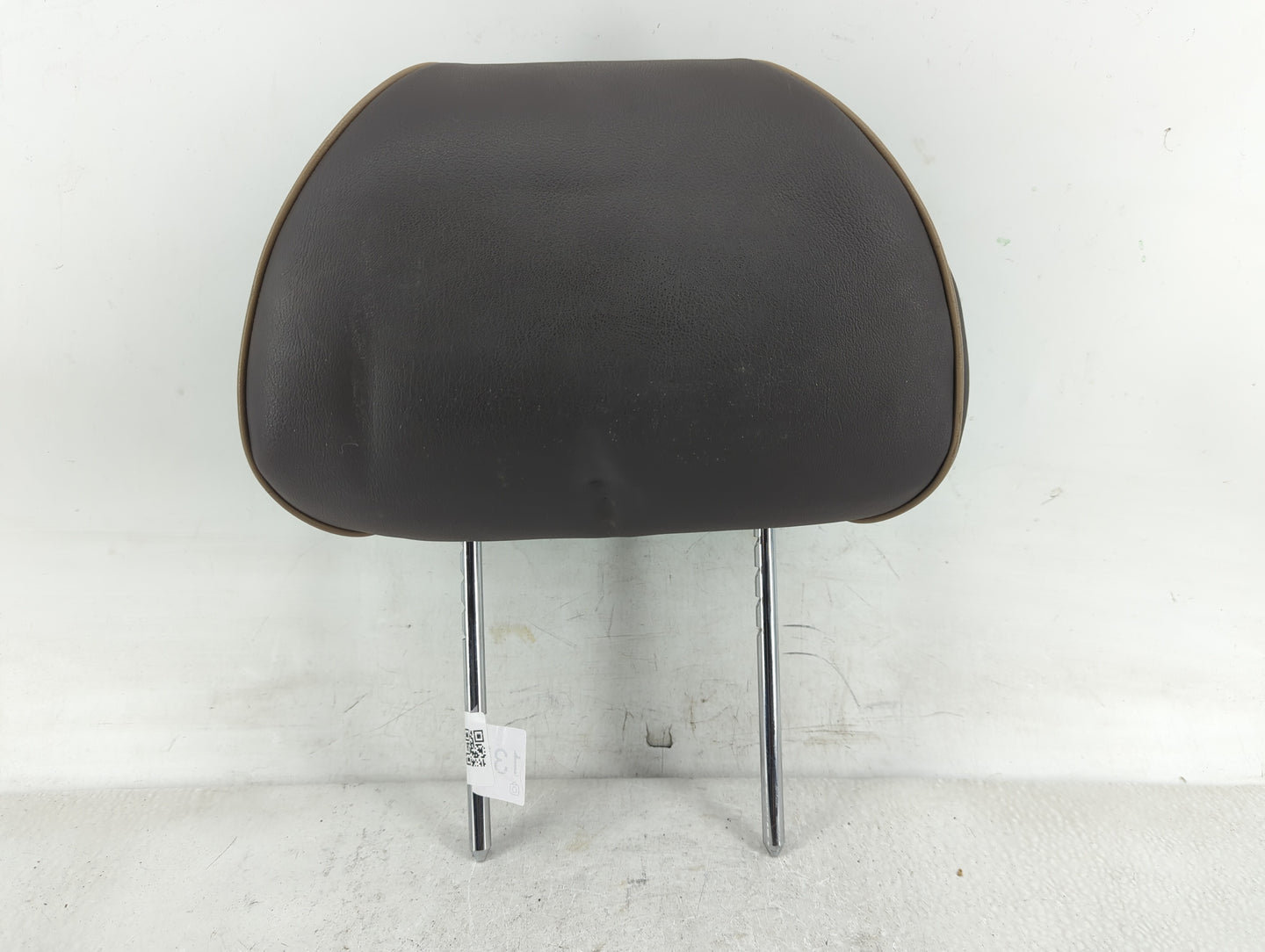 2011-2012 Chevrolet Malibu Headrest Head Rest Rear Seat Fits Fits 2011 2012 OEM Used Auto Parts - Oemusedautoparts1.com