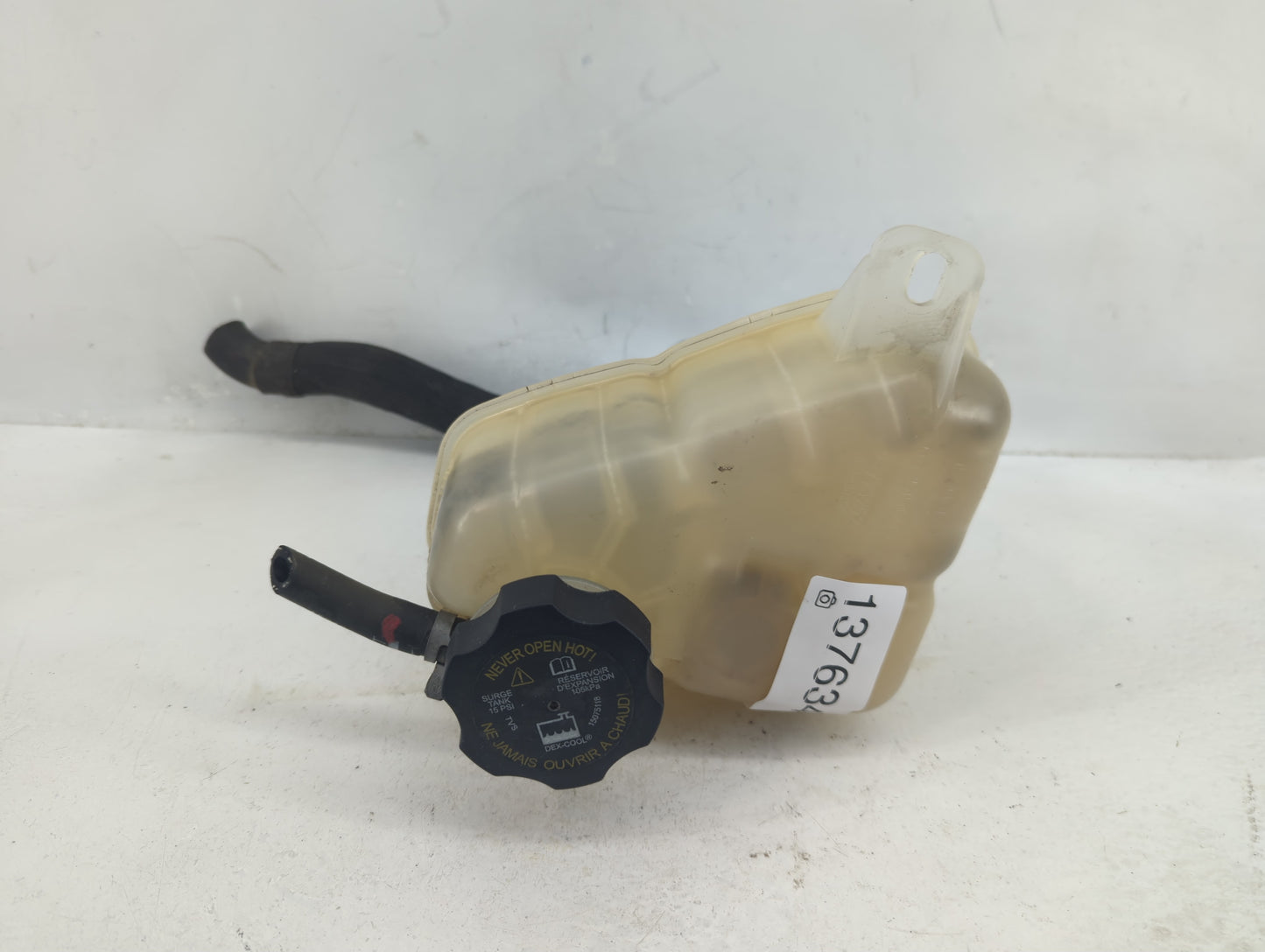 2008-2012 Chevrolet Malibu Windshield Washer Fluid Reservoir Bottle Oem - Oemusedautoparts1.com