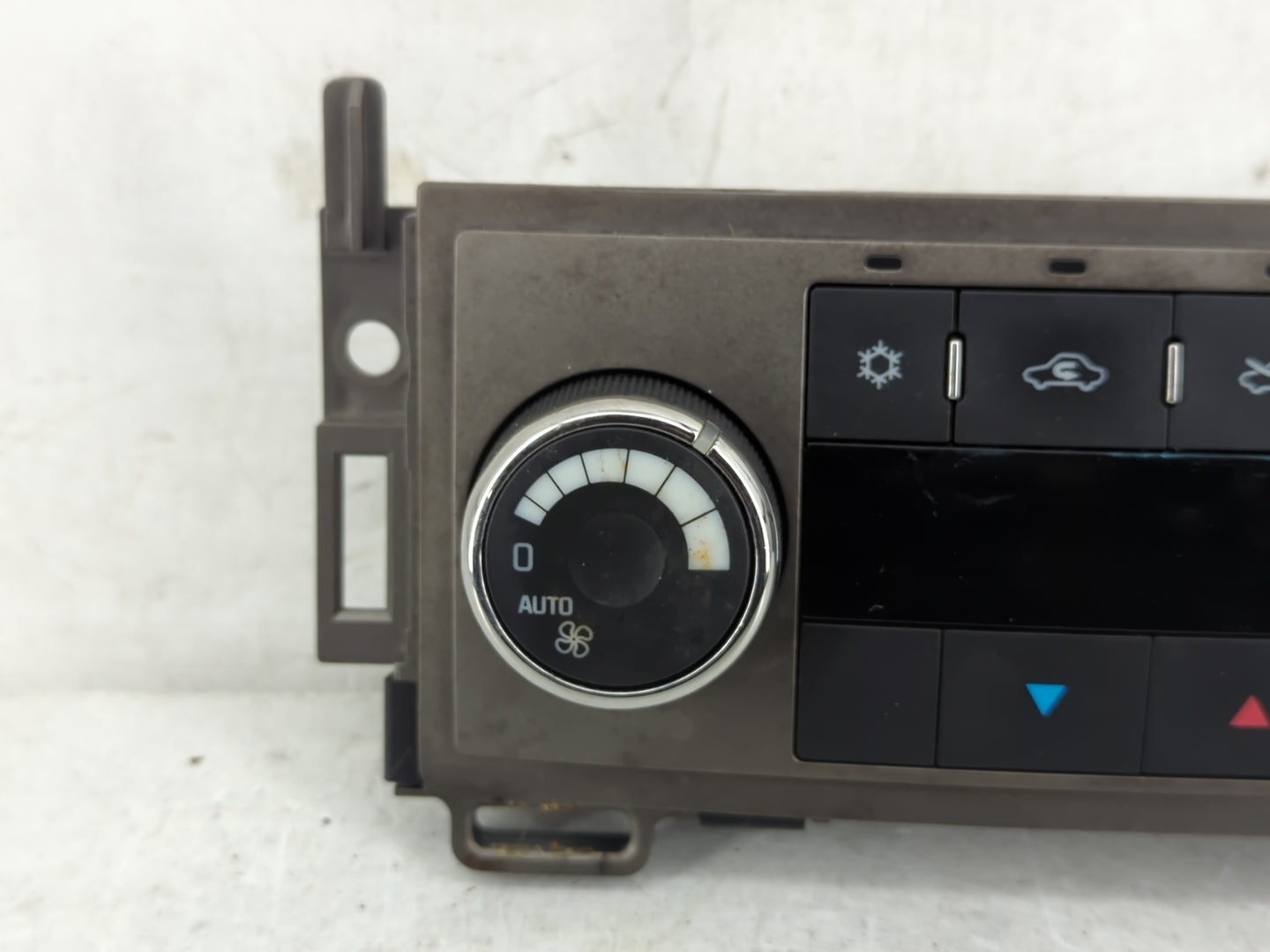2008-2012 Chevrolet Malibu Climate Control Module Temperature AC/Heater Replacement P/N:28272782 Fits OEM Used Auto Parts - 